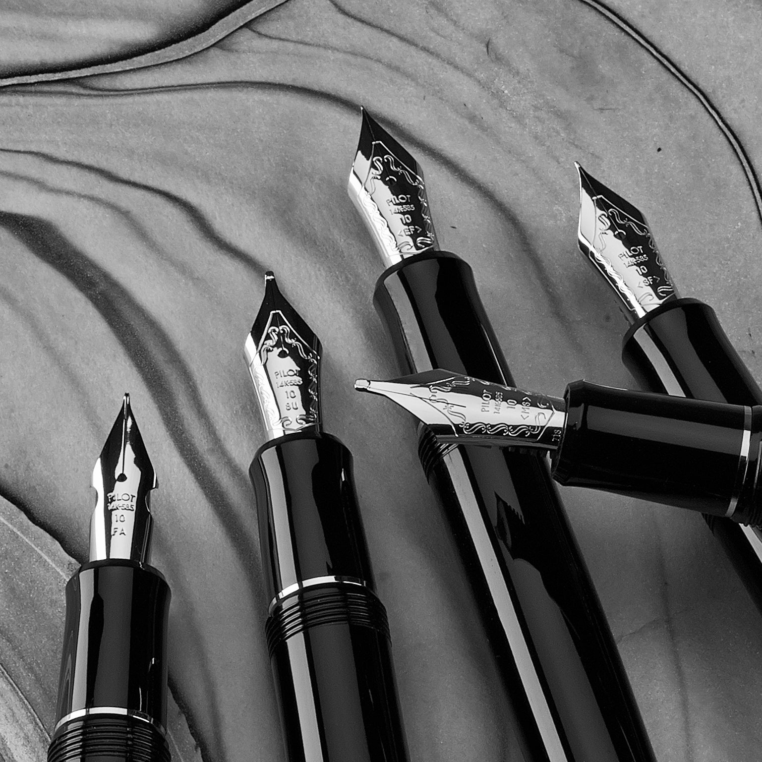 Pilot Custom Heritage 912 - Pen Realm