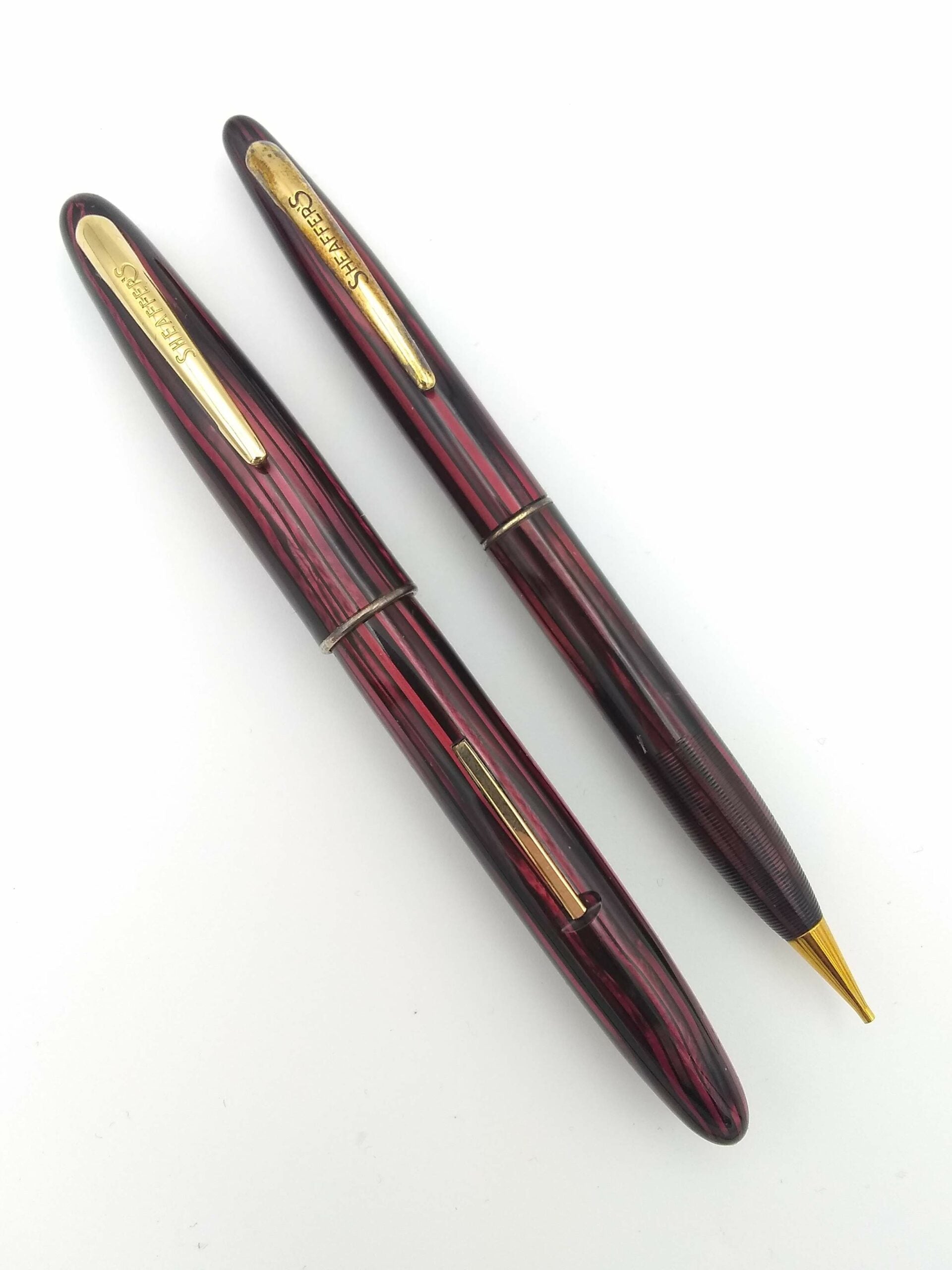 Sheaffer Balance 500 Carmine Red Striated Set - 14k Fine & Pencil