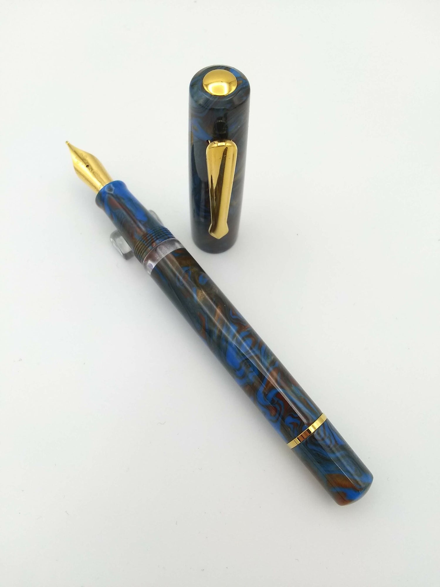 Nahvalur Schuylkill Porpita Navy - Broad Steel Nib