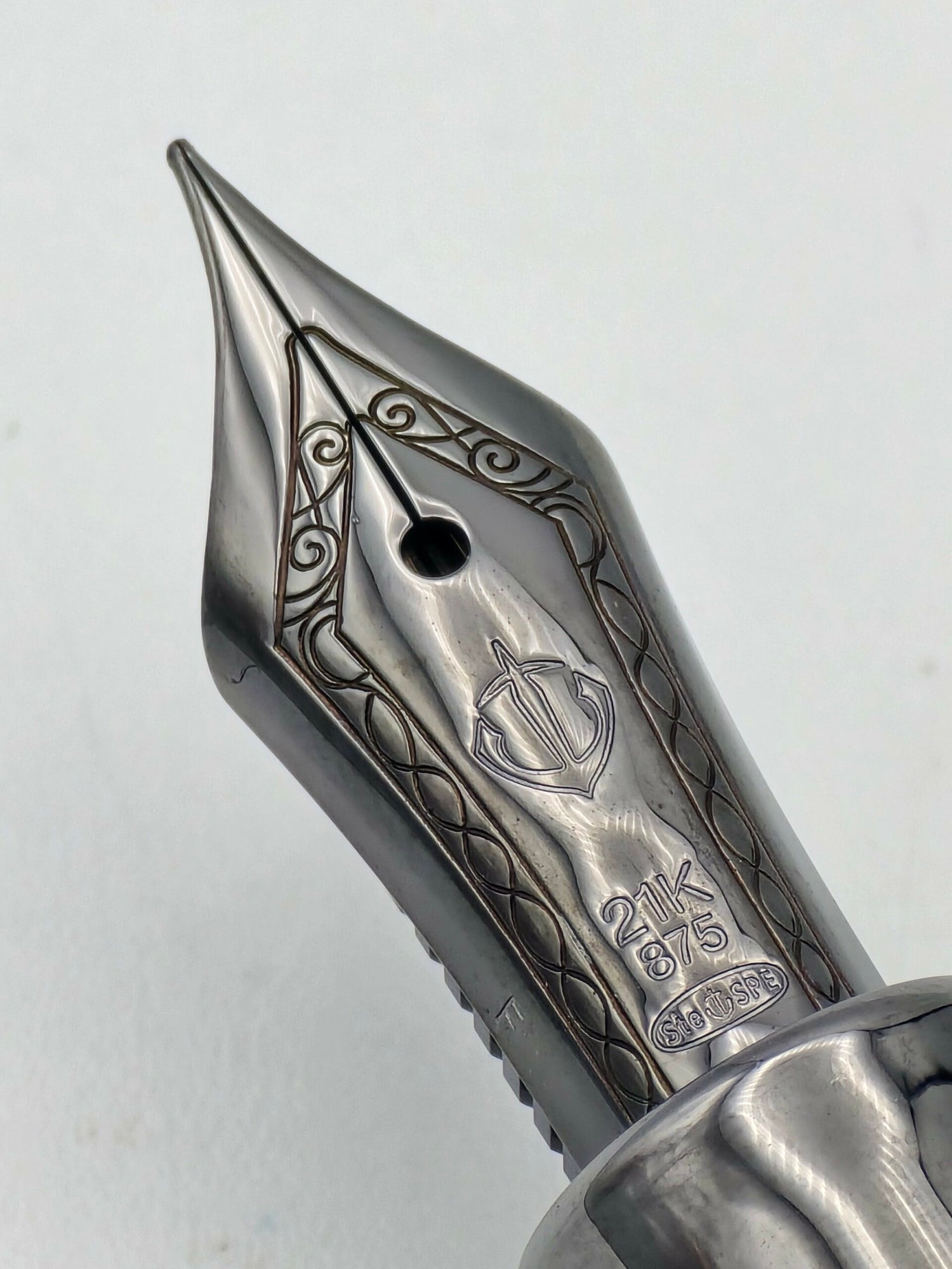 Sailor CYLINT Black Stainless Steel - 21k Fine Nib