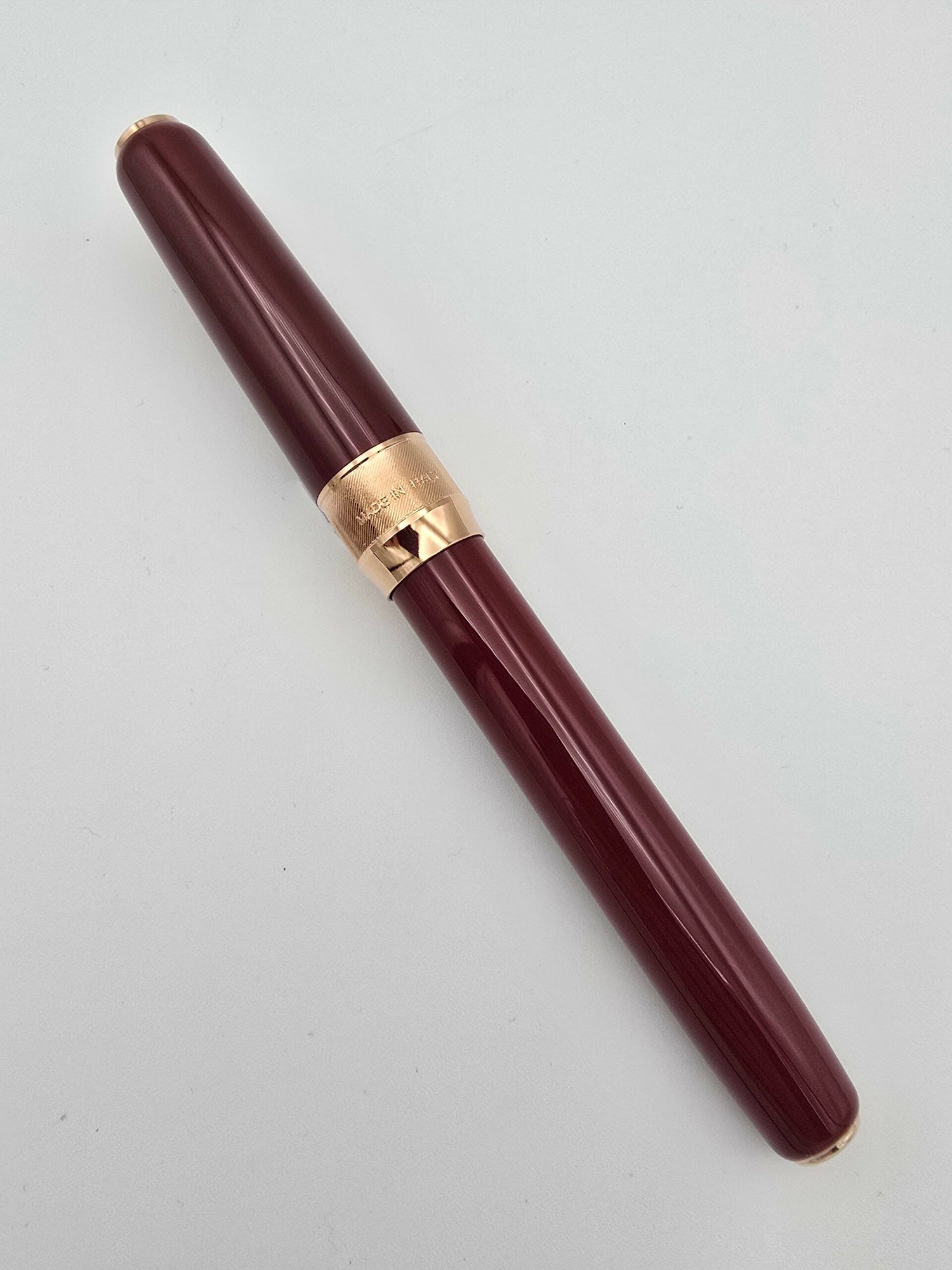 Pineider Classic Bordeaux Rose Gold - Extra Fine Steel Nib