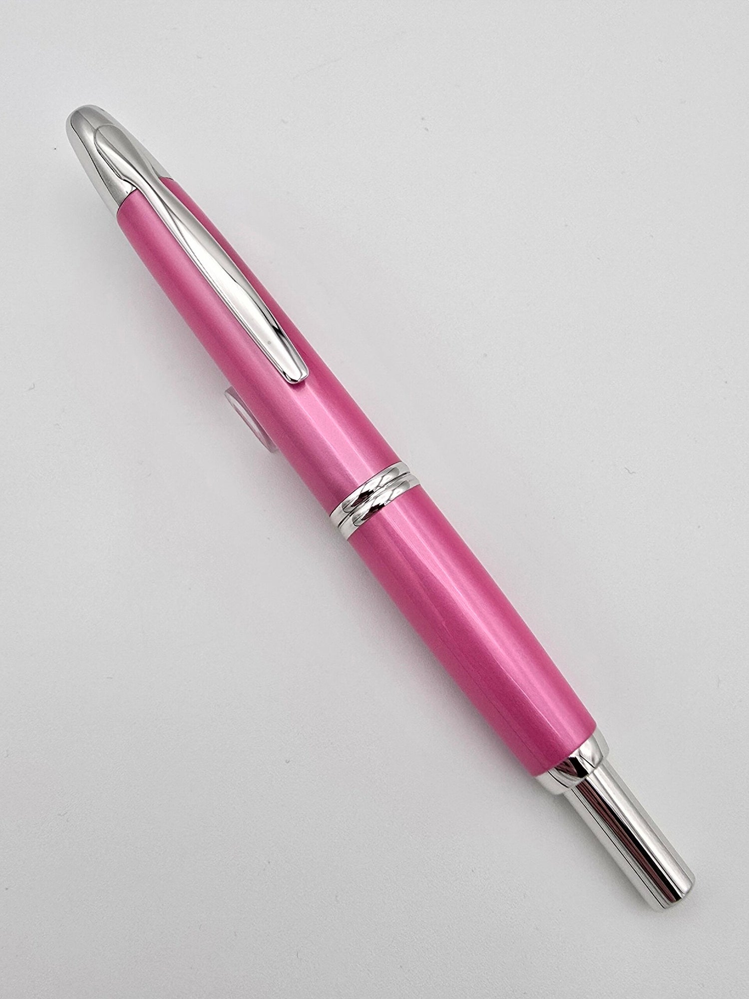 Pilot Vanishing Point 2011 Pink LE 1895/2011 - 18k Extra Fine Nib