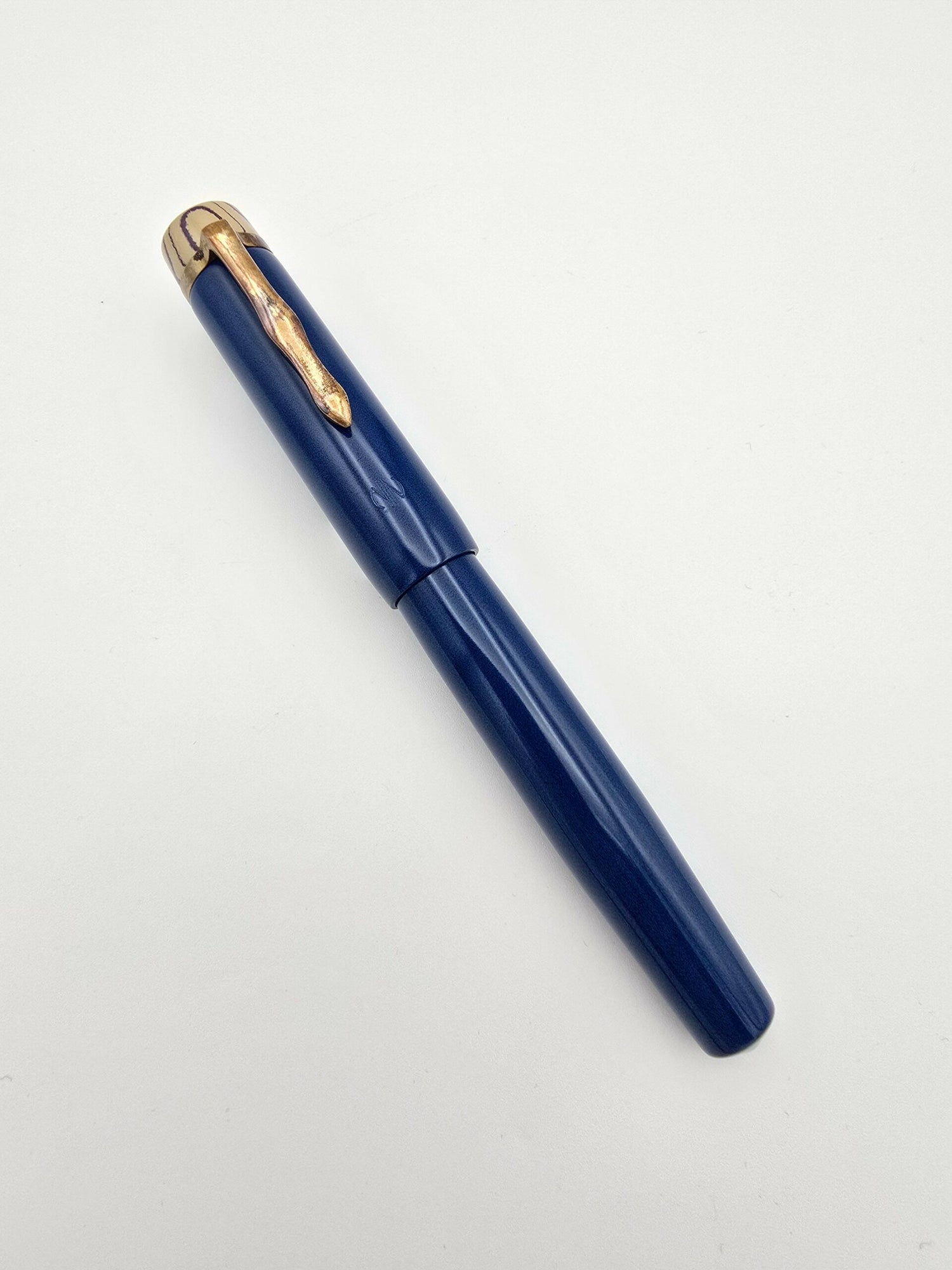 Newton Pens Knickerbocker Blue - Broad Steel Nib