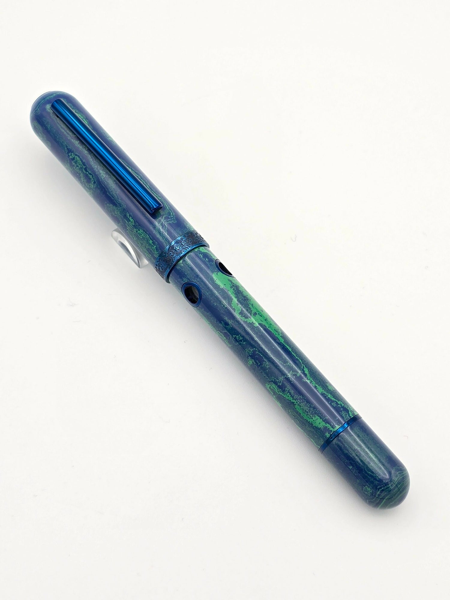 Nahvalur Nautilus Mariana Trench LE 157/300 - Double Broad Steel Nib