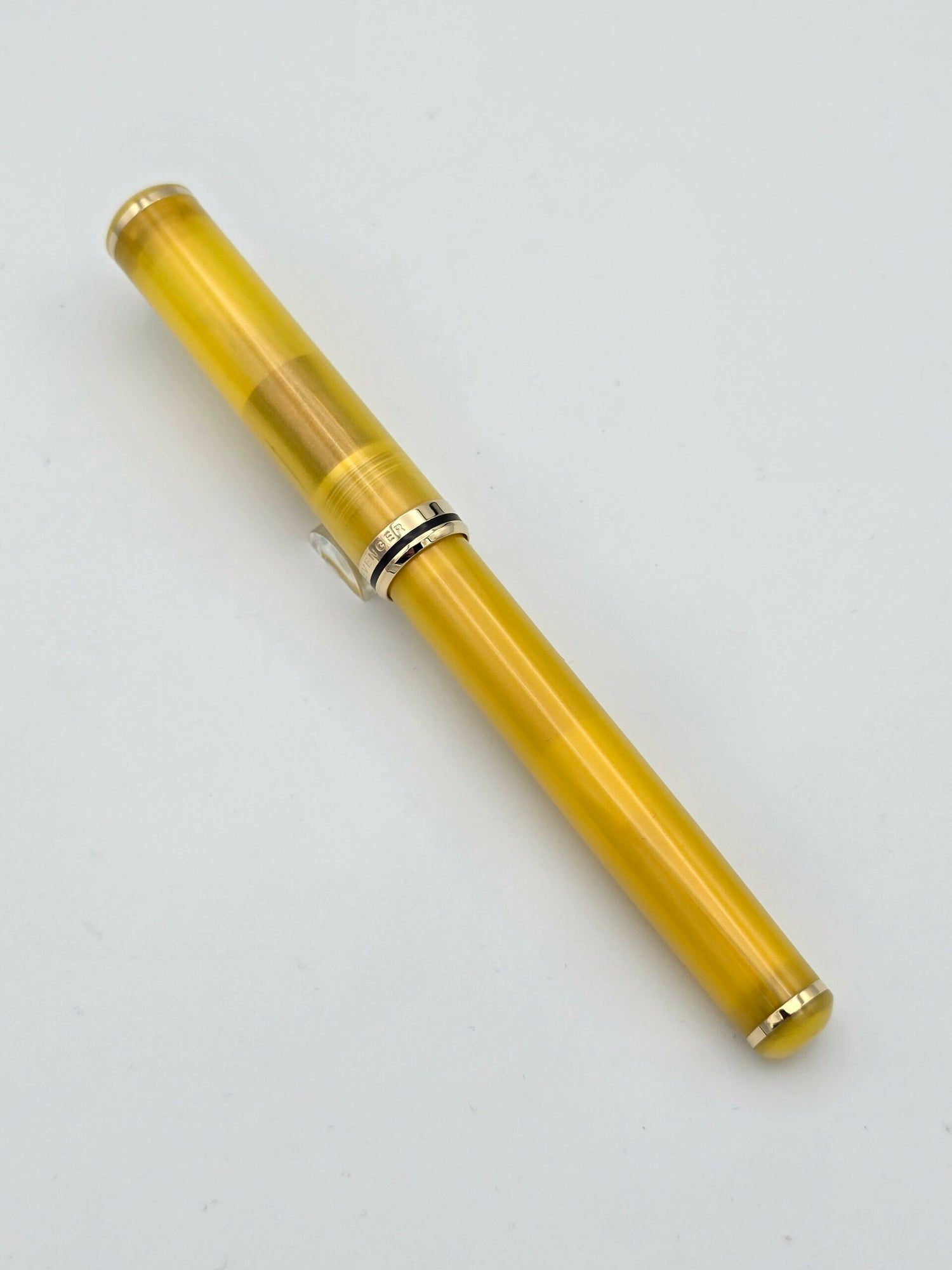 Sheaffer Levenger Connaisseur Yellow - 14k Fine Nib