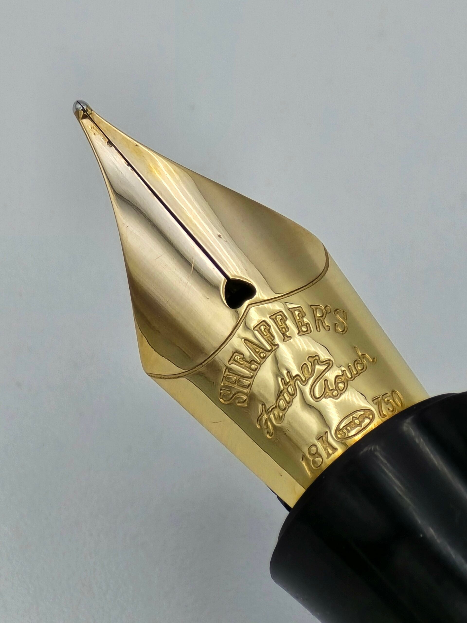 Sheaffer Levenger Connaisseur Blue - 18k Fine Nib - Pen Realm