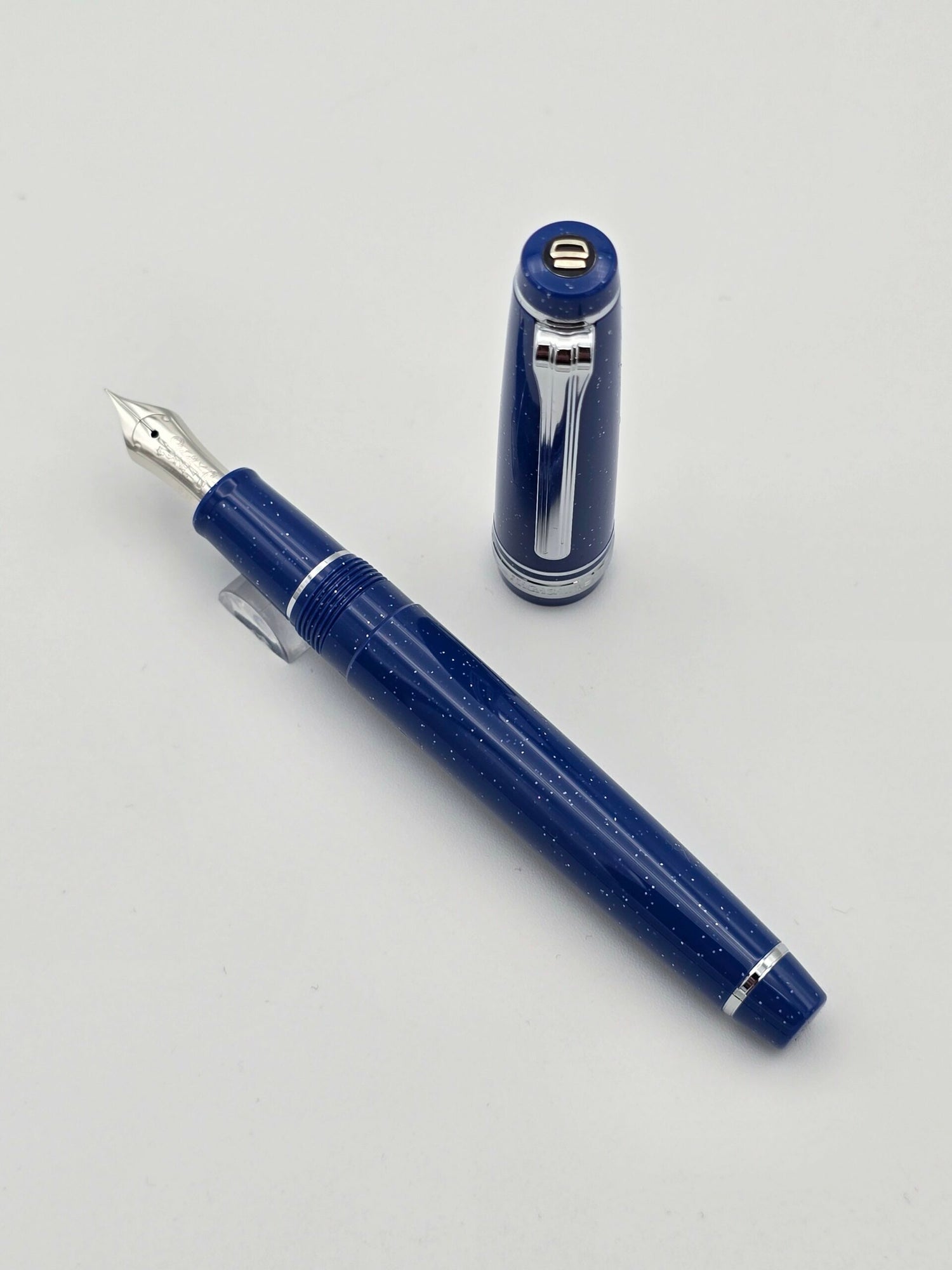 Sailor Nagasawa Kobe Pro Gear Slim Blue Cosmos - 14k Extra Fine Nib