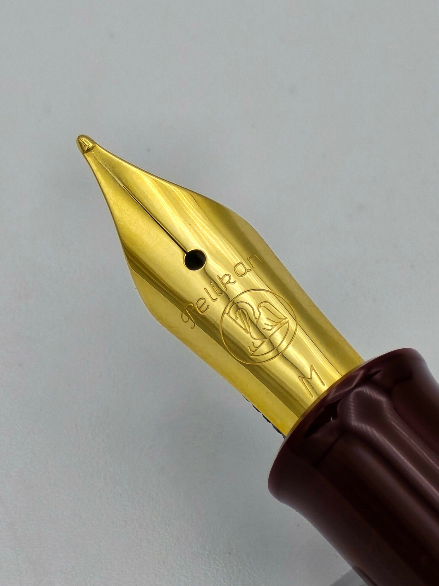 Pelikan M200 Burgundy Black - Medium Steel Nib
