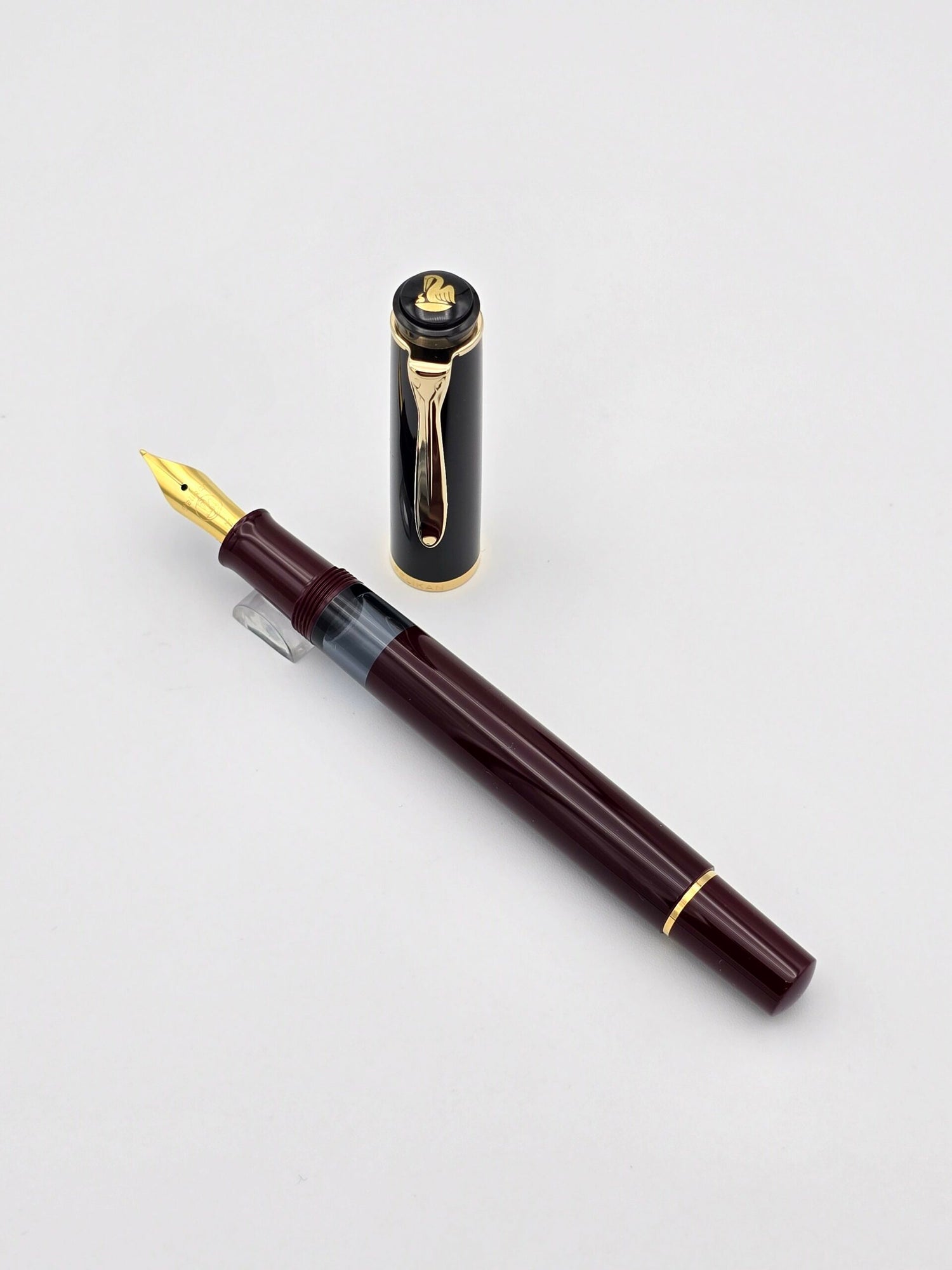 Pelikan M200 Burgundy Black - Medium Steel Nib