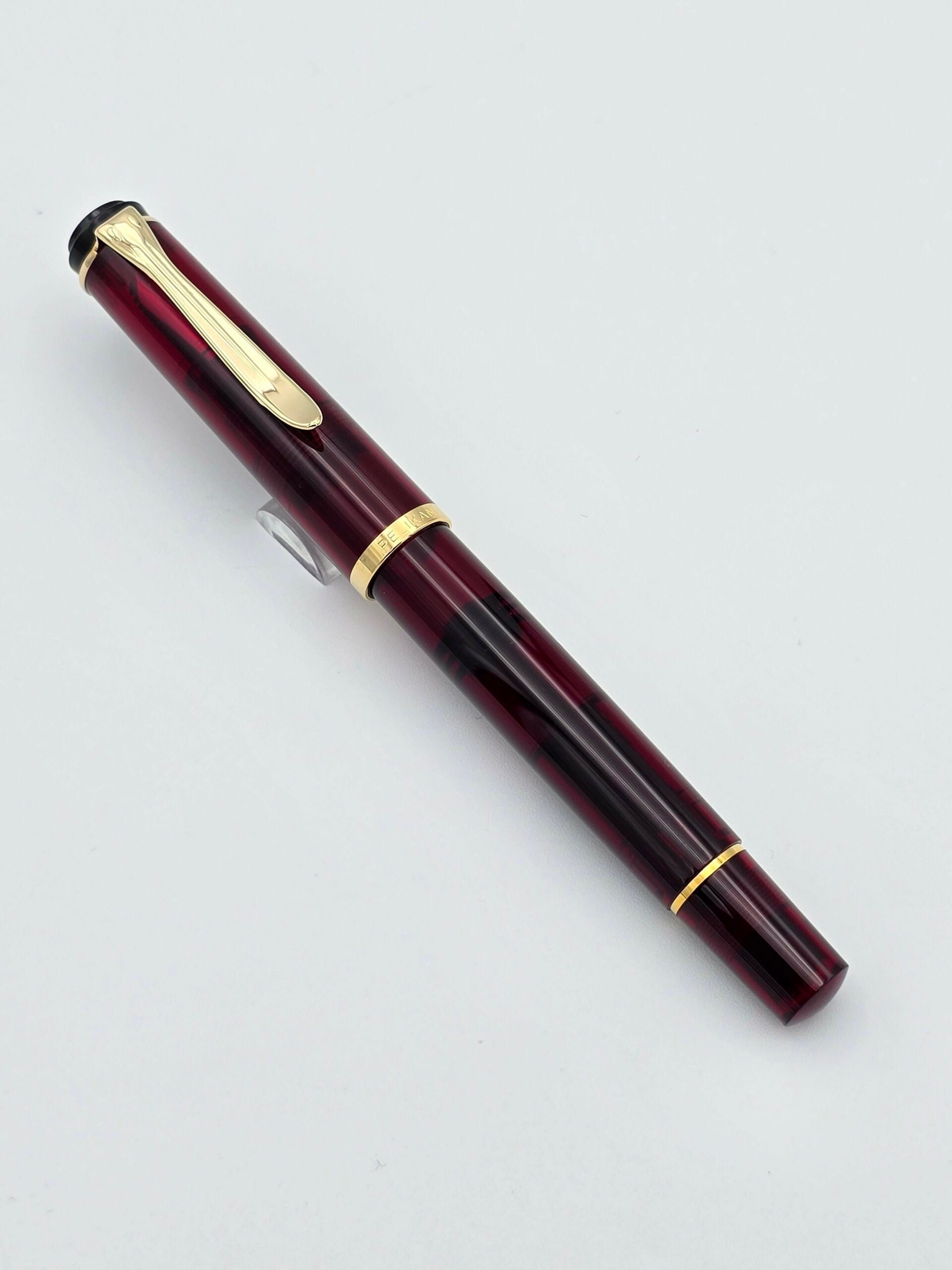 Pelikan 万年筆 M200 M Pelikan M200 Red Demo - Medium Steel Nib - Pen Realm