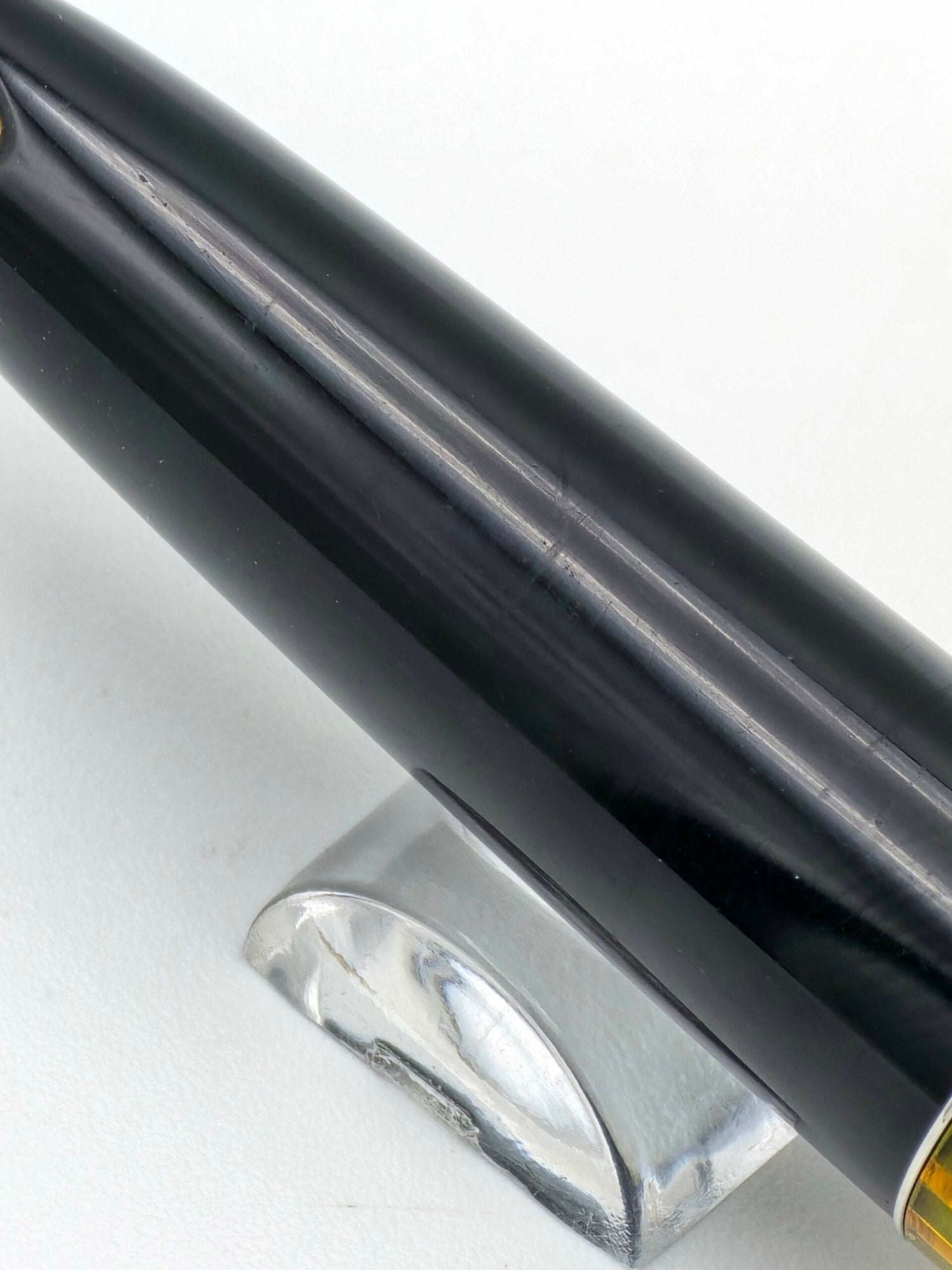 Montblanc 72 Black & Green - 14k Broad Nib