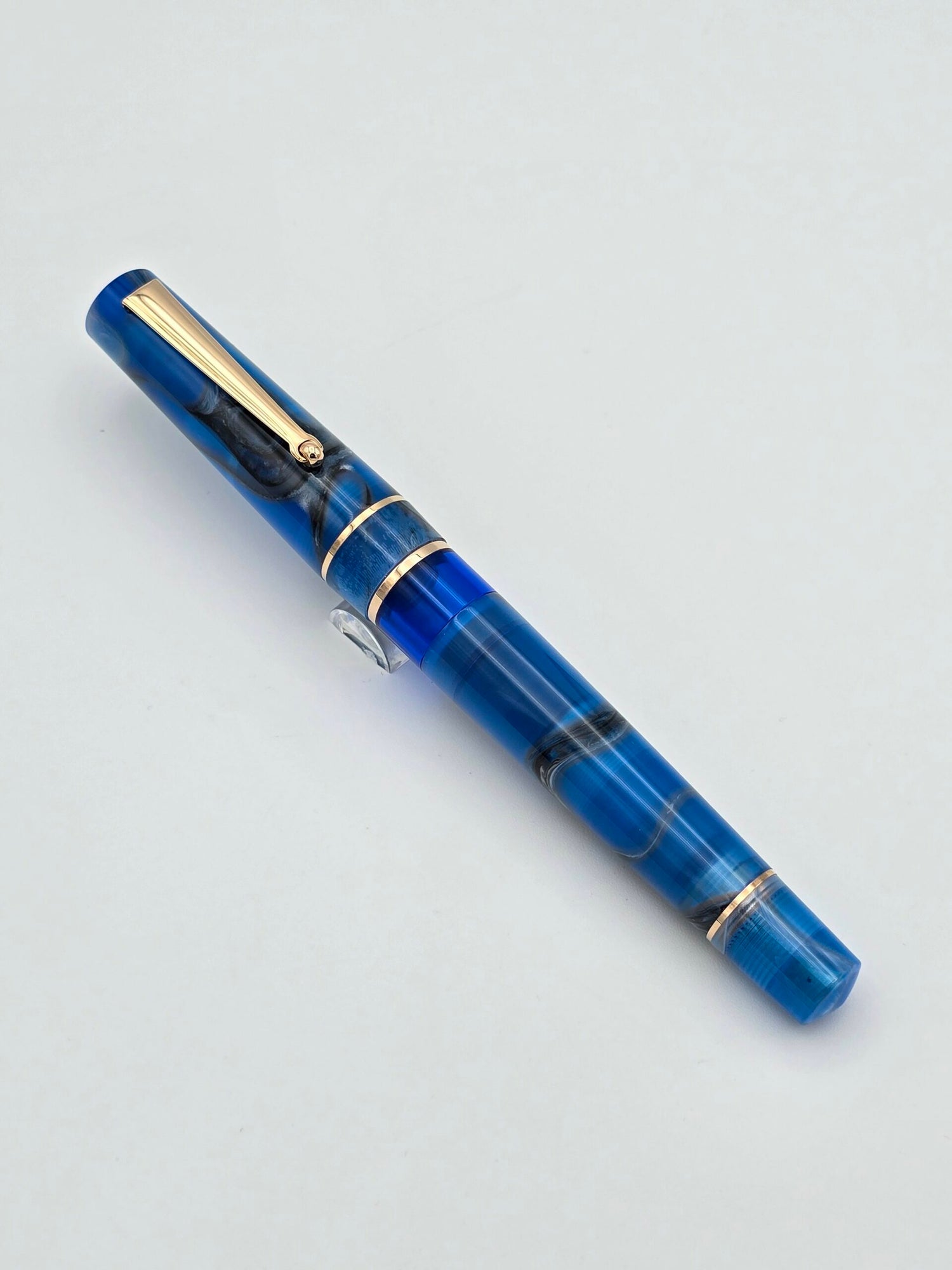 Delta Duna Blue Oasis - Broad Steel Nib