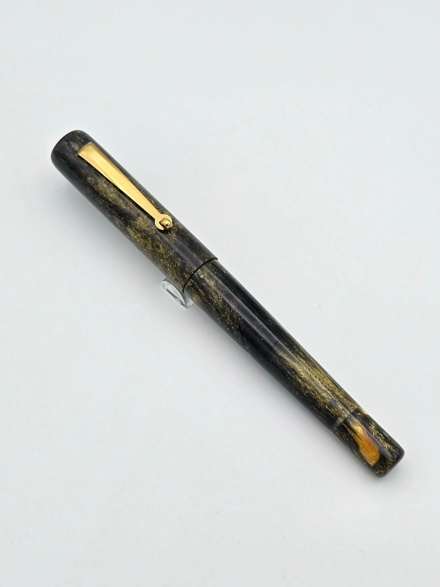 Smruti Pens X Hinze Midnight Goldrush - Extra Fine Steel Nib