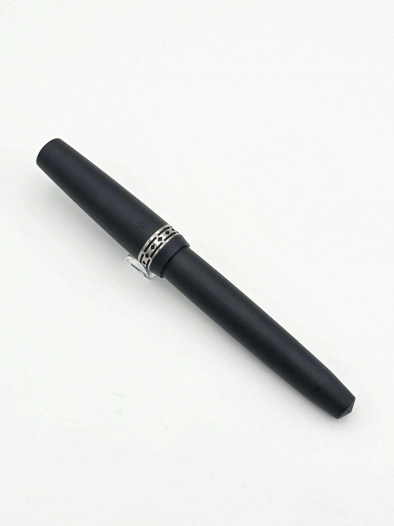 Radius Settimo Matte Black - Broad Steel Nib