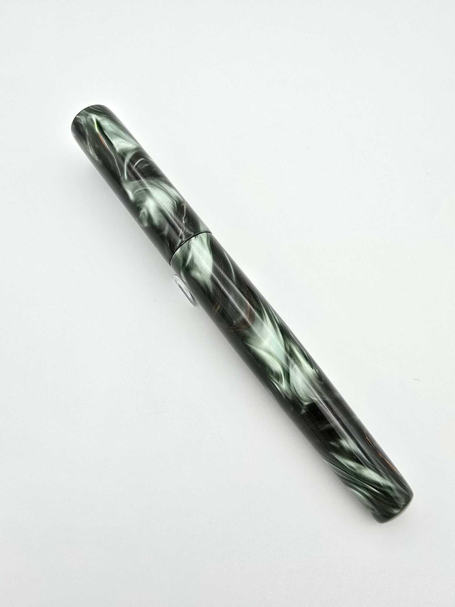 London Pen C14 Green Swirl - Fine Steel Nib
