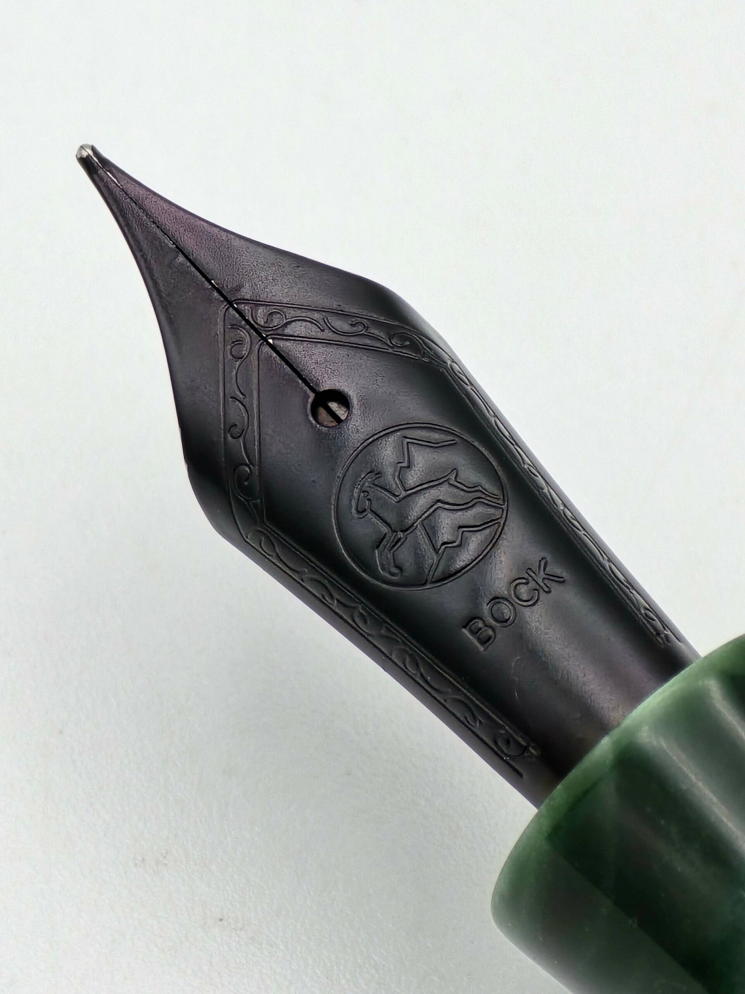 London Pen C14 Green Swirl - Fine Steel Nib