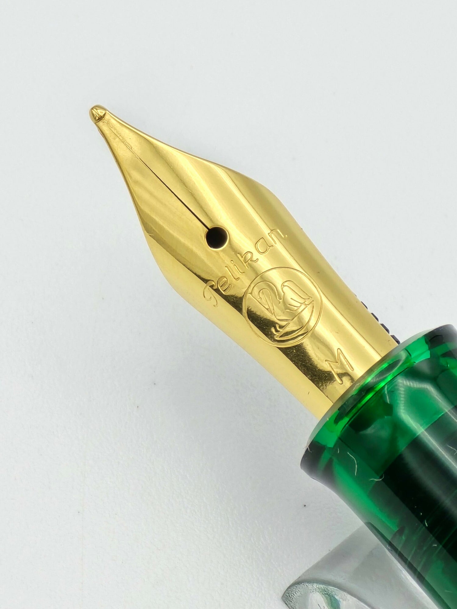Pelikan M200 Green Demo Circa 2002 - Medium Steel Nib