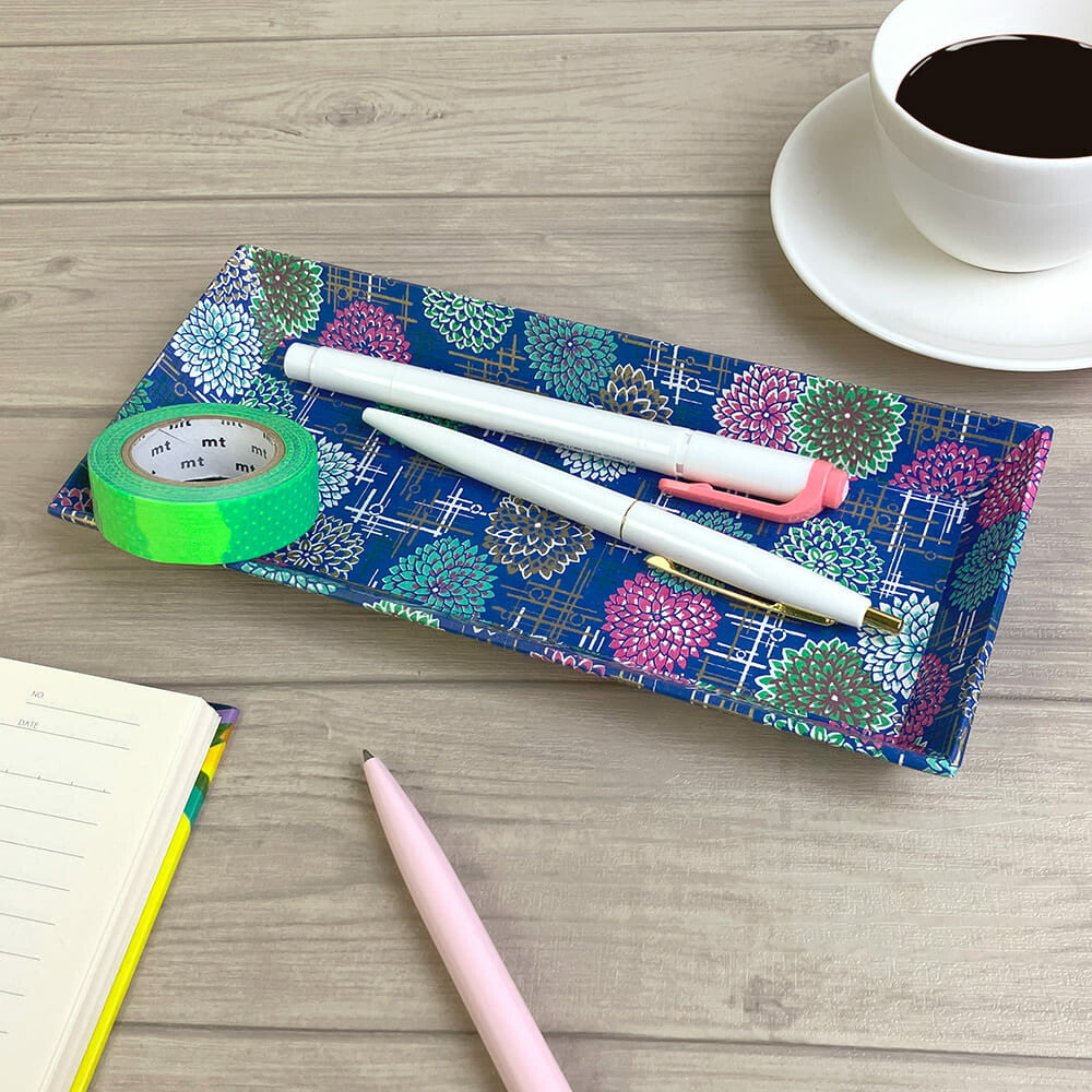 Taniguchi Shoyudo Co. Yuzen Washi Paper Pen Tray Kikka