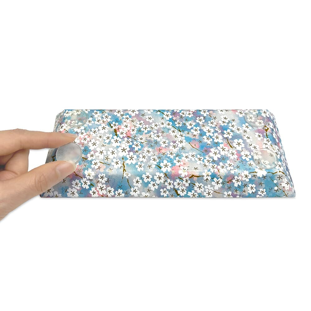 Taniguchi Shoyudo Co. Yuzen Washi Paper Pen Tray Cherry Blossom Haze