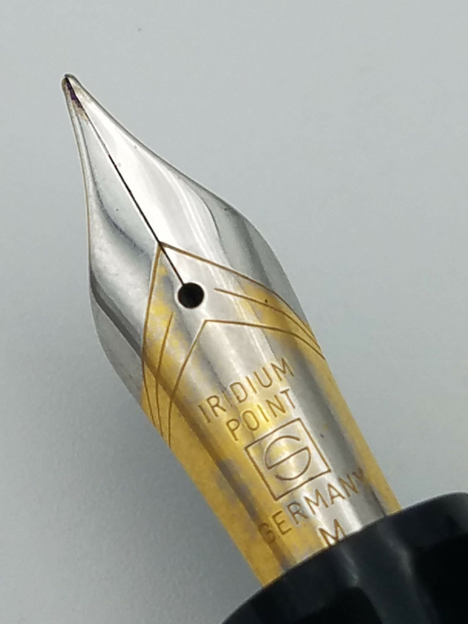 Senator President Black Fountain Pen - Medium Steel Nib