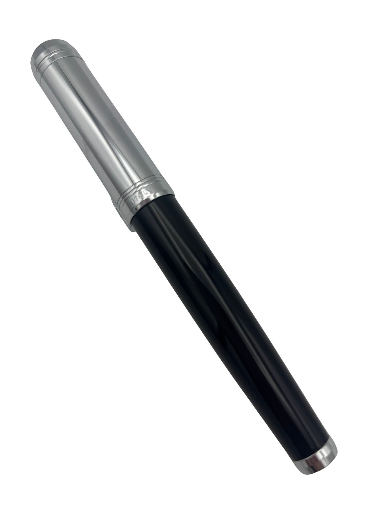 Aurora Talentum Black and Chrome - 14k Fine Nib