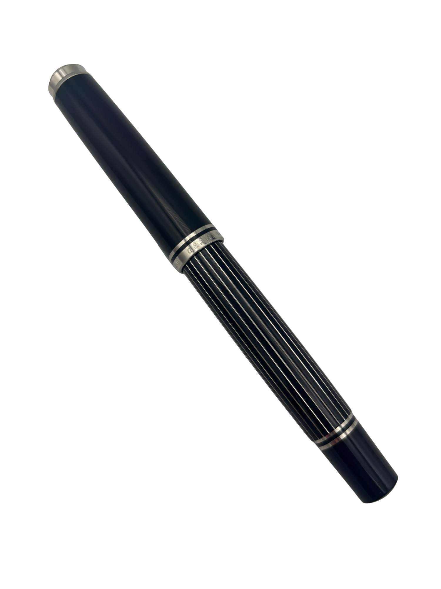 Pelikan Souveran M815 Metal Striped Special Edition - 18k Fine Cursive Smooth Italic Nib - Pre-Owned