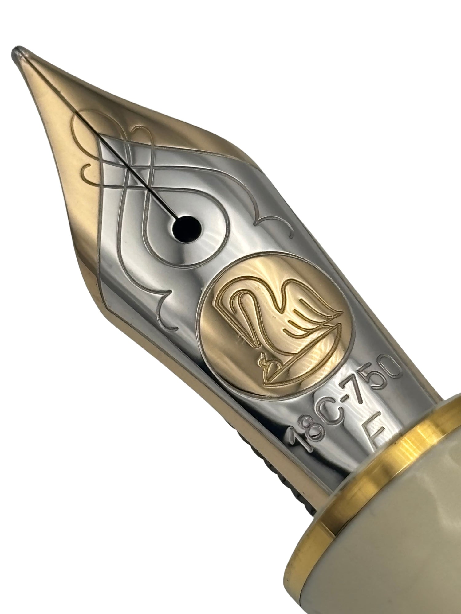 Pelikan M800 Cream Blue - 18C Fine Nib - Pre-Owned