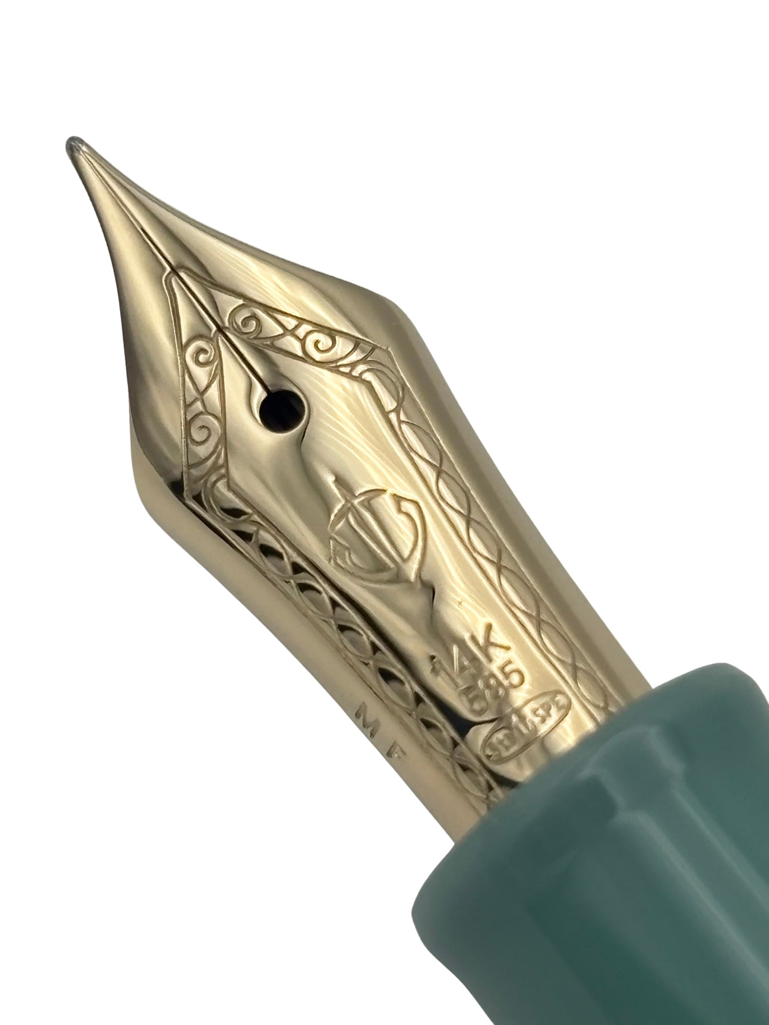 Sailor Shikiori 5th Anniversary LE Minori - 14k Medium Fine Nib - Pre-Owned