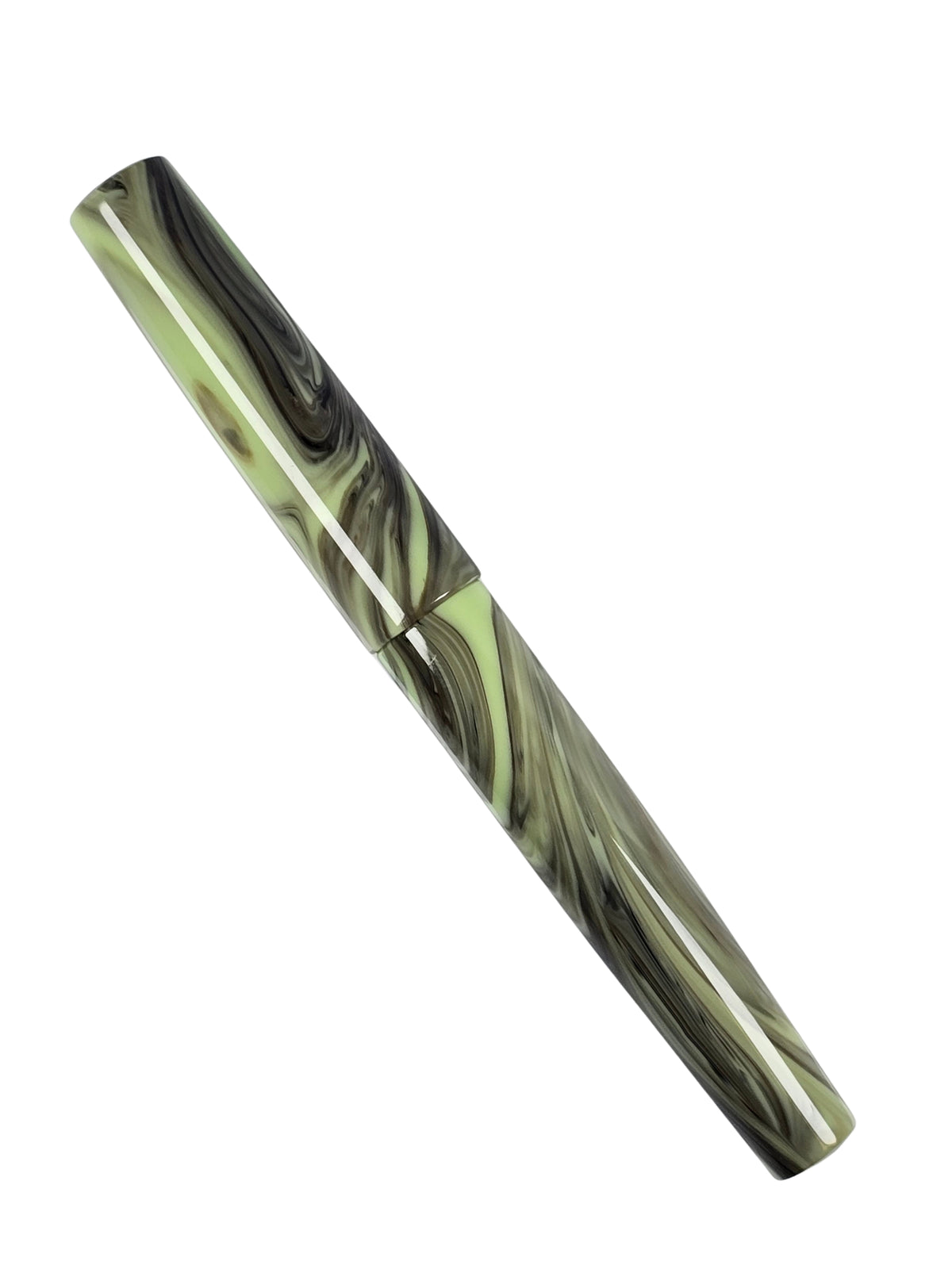 Rockster Daydreamer Resin Fountain Pen - Medium Steel Nib - Pre-Owned