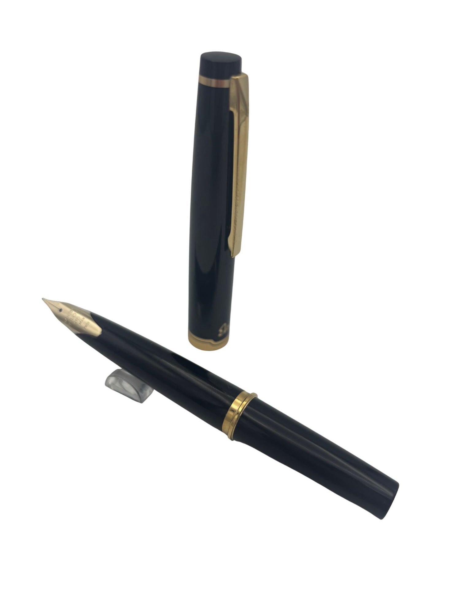 Pilot E95s - 14k Medium Nib - Pre-Owned