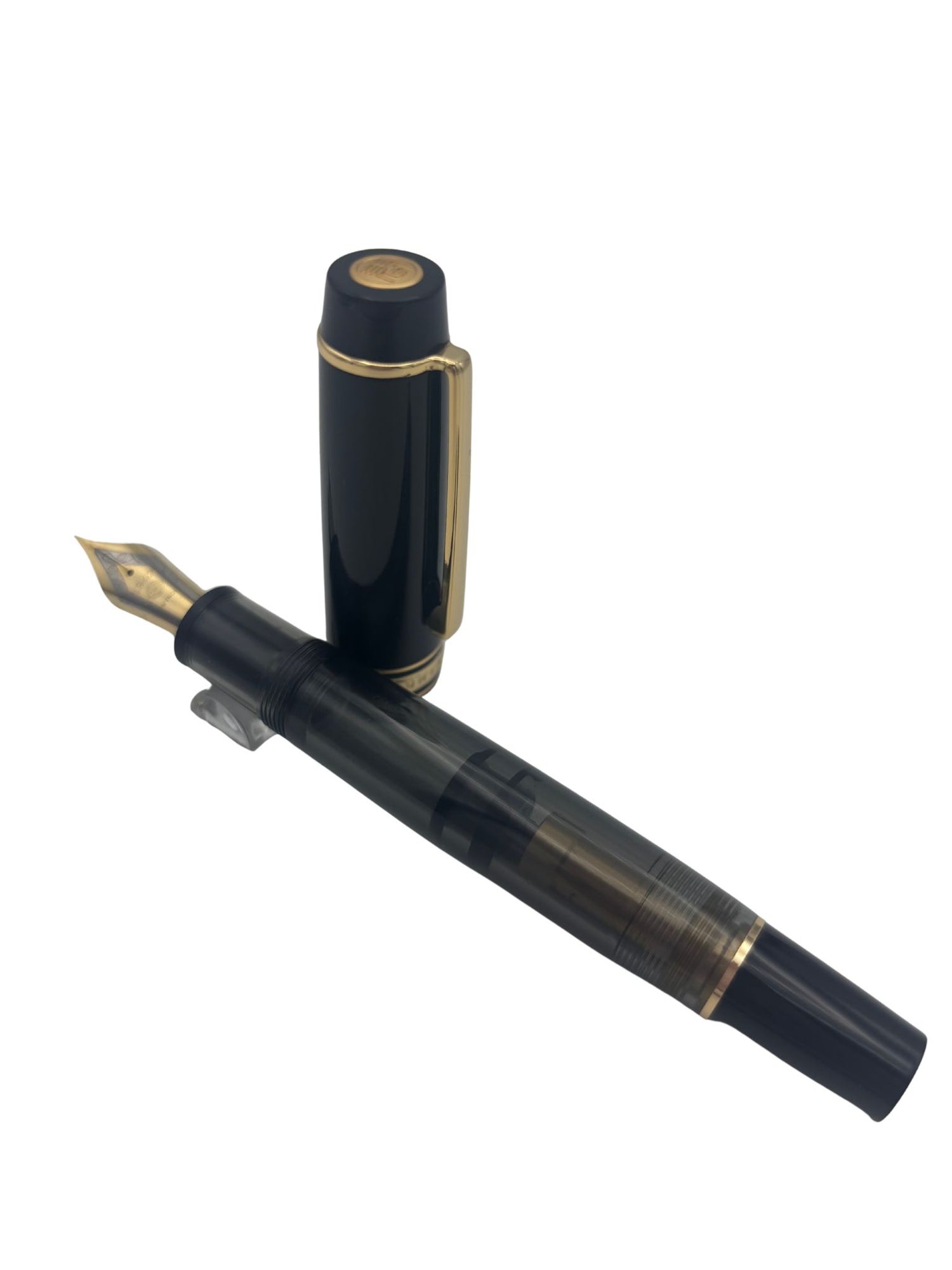 Wingsung 630 Black - Fine Nib - Pre-Owned