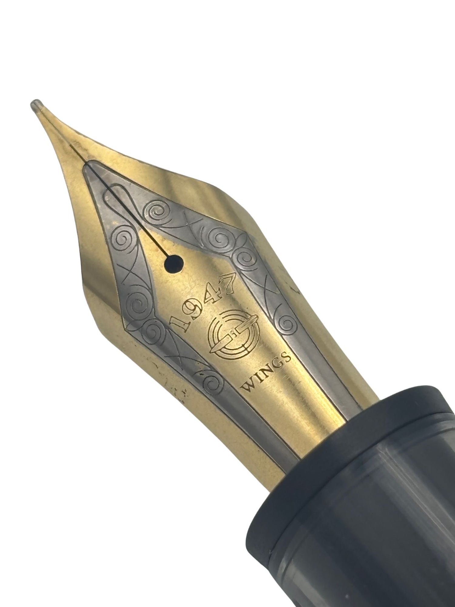 Wingsung 630 Black - Fine Nib - Pre-Owned