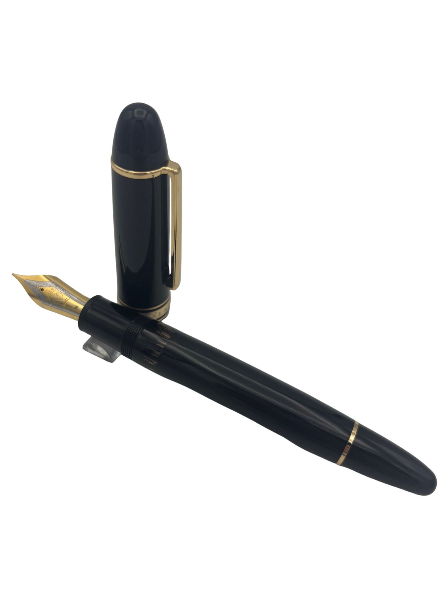 Wingsung 930 Black - Medium Nib - Pre-Owned