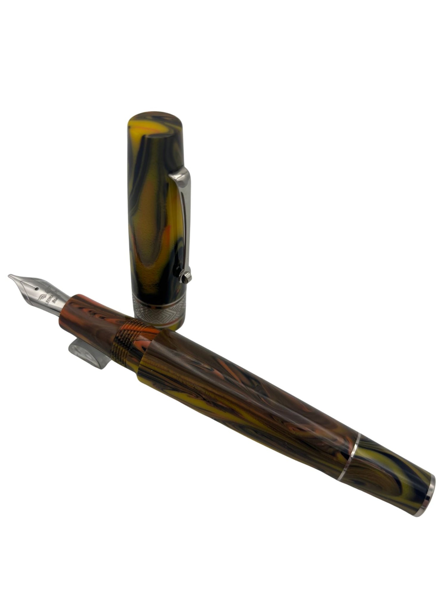 Leonardo Supernova Galleria - 1.1 Stub Nib - Pre-Owned