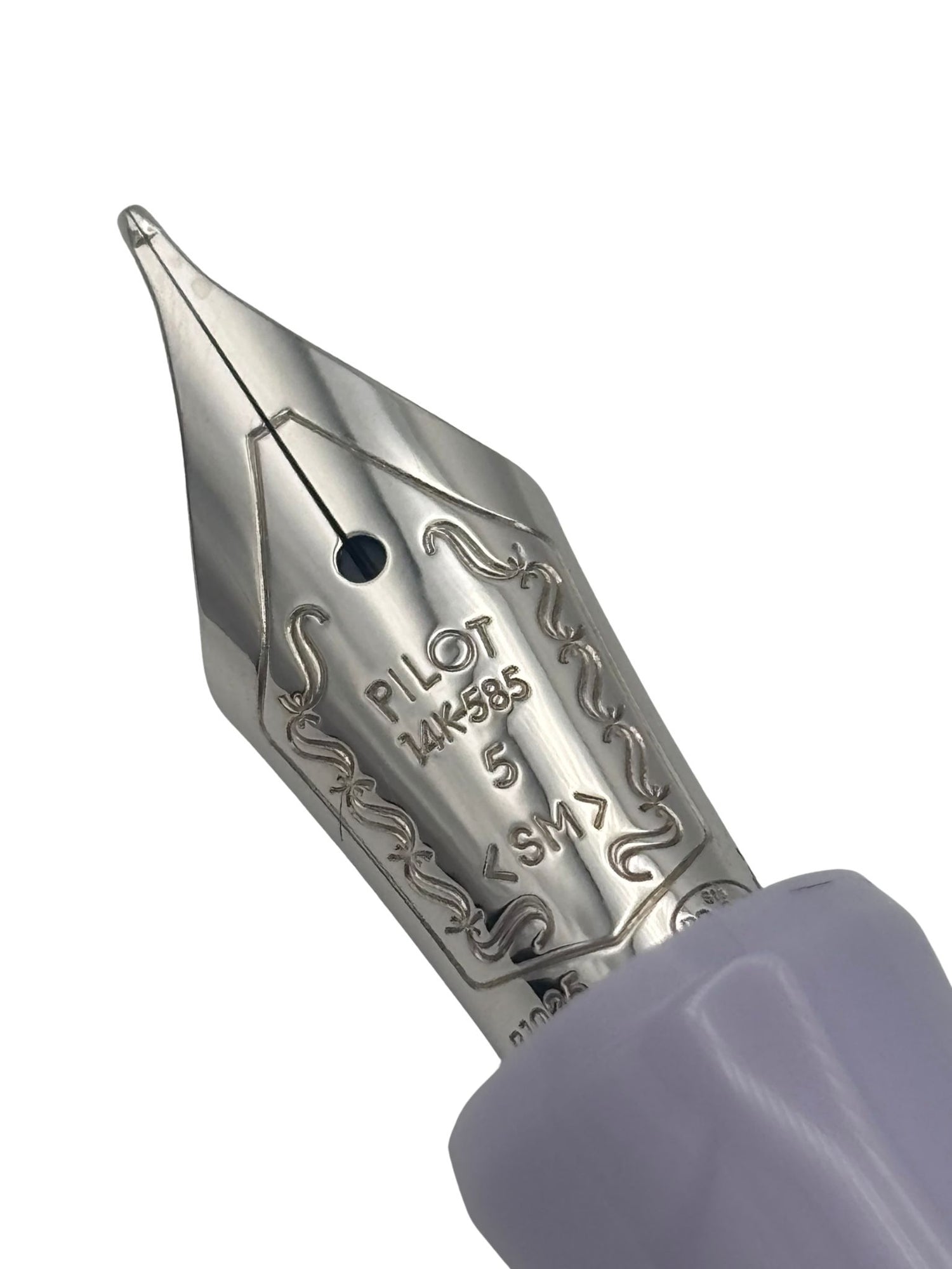 Pilot 74 Lavender Fog - 14k Soft Medium Nib - Pre-Owned