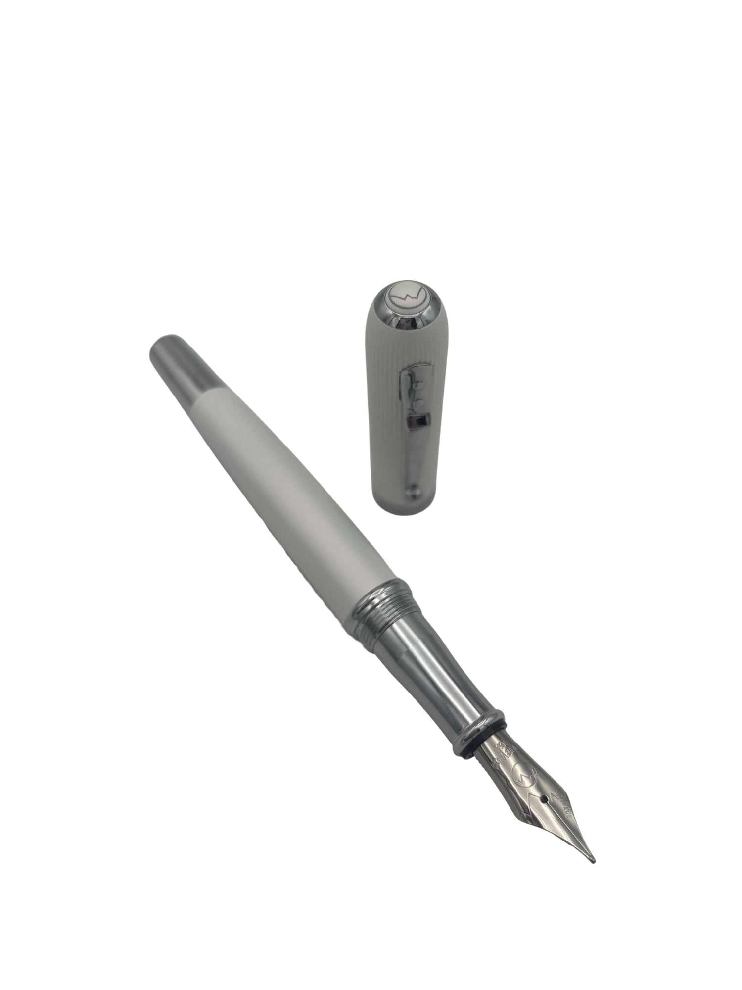 Monteverde Rodeo Drive Iridescent White - Medium Nib - Pre-Owned