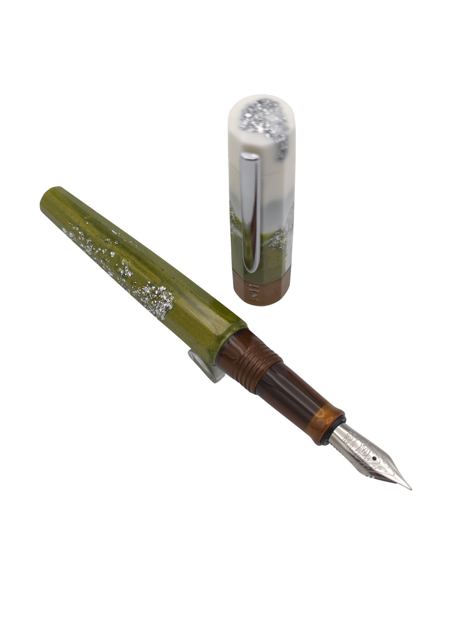 Benu Euphoria Matcha Latte - Fine Nib - Pre-Owned