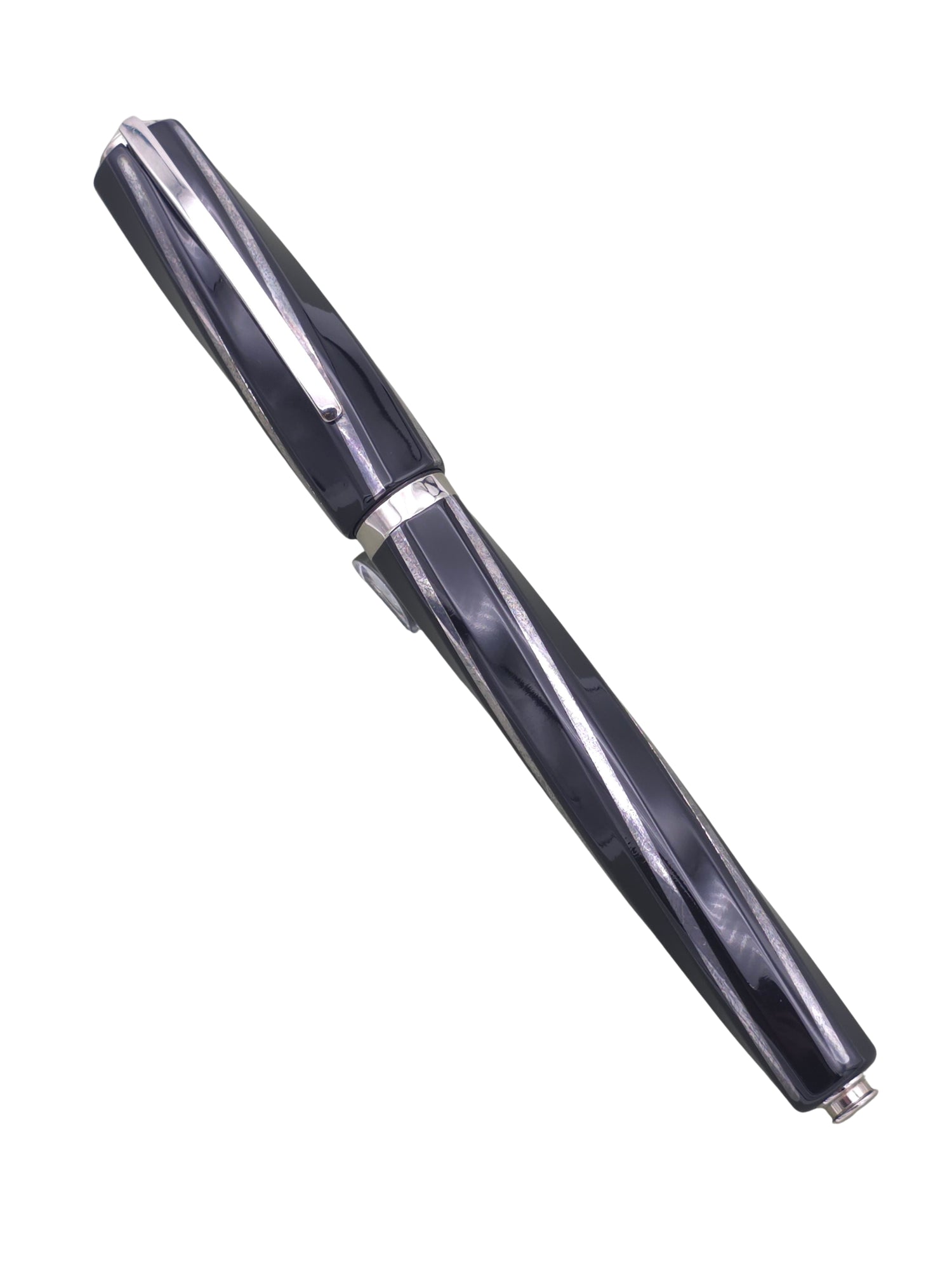 Visconti Divina Elegance Black - 14k Broad Nib - Pre-Owned