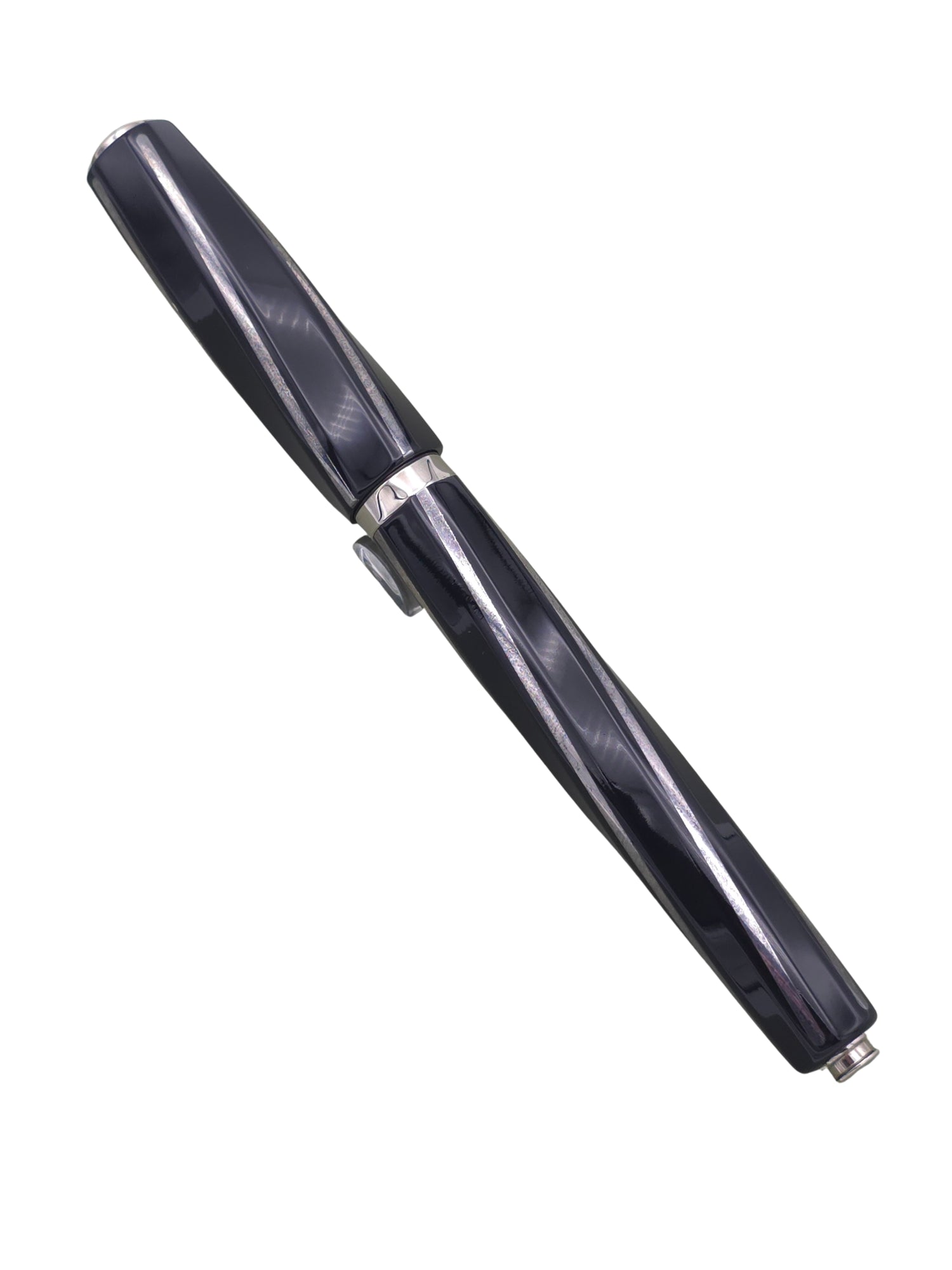 Visconti Divina Elegance Black - 14k Broad Nib - Pre-Owned