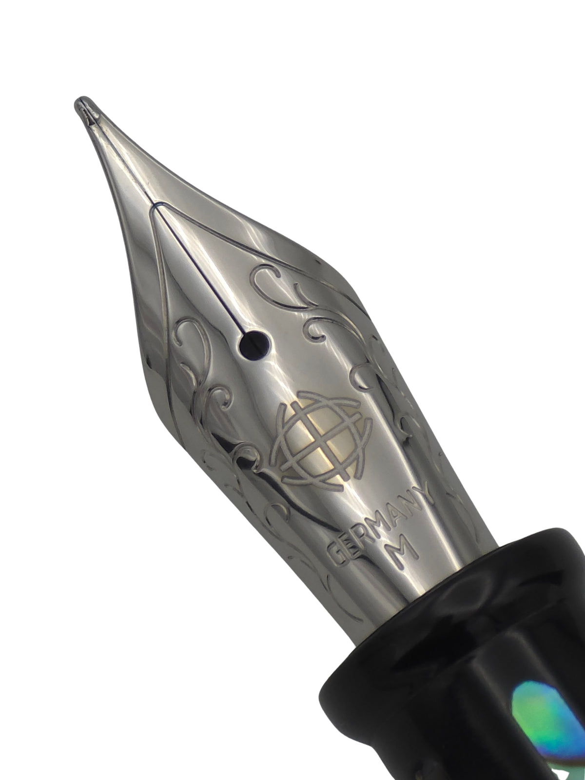 Mondu Fountain Pen Pioneer Perla - Medium Steel Nib - Pre-Owned