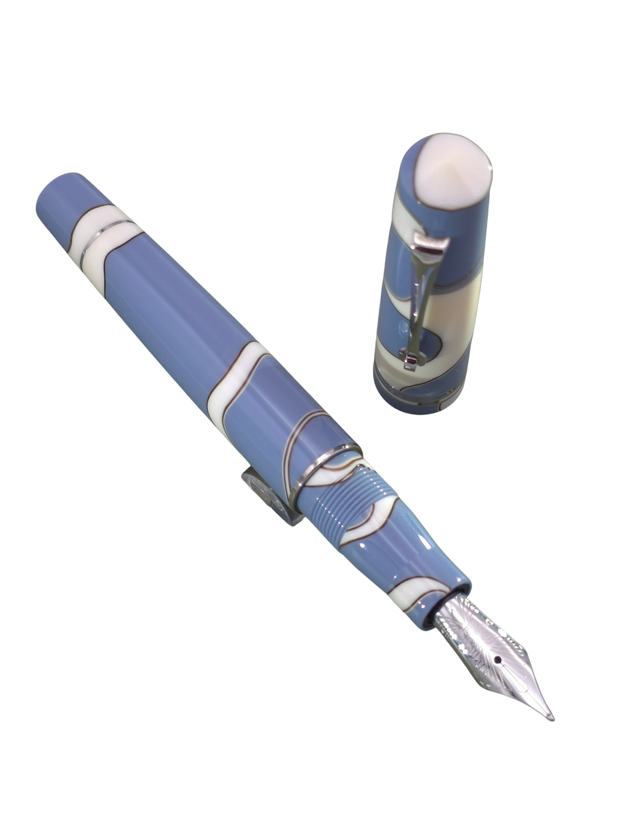 Leonardo Momento Zero Nuvola - Medium Steel Nib - Pre-Owned
