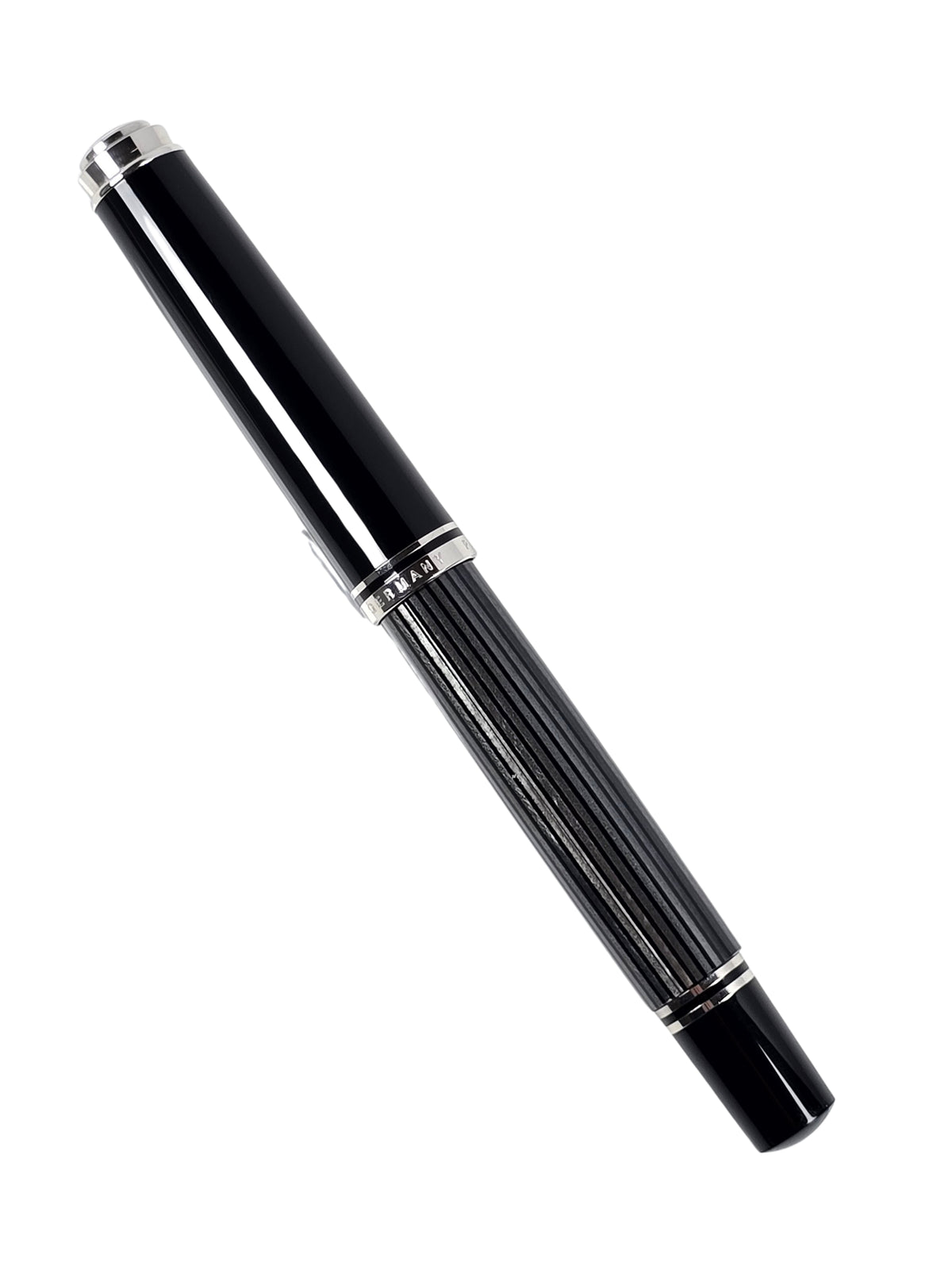 Pelikan M605 Anthracite Stresemann Opaque - 14C Fine Nib - Pre-Owned