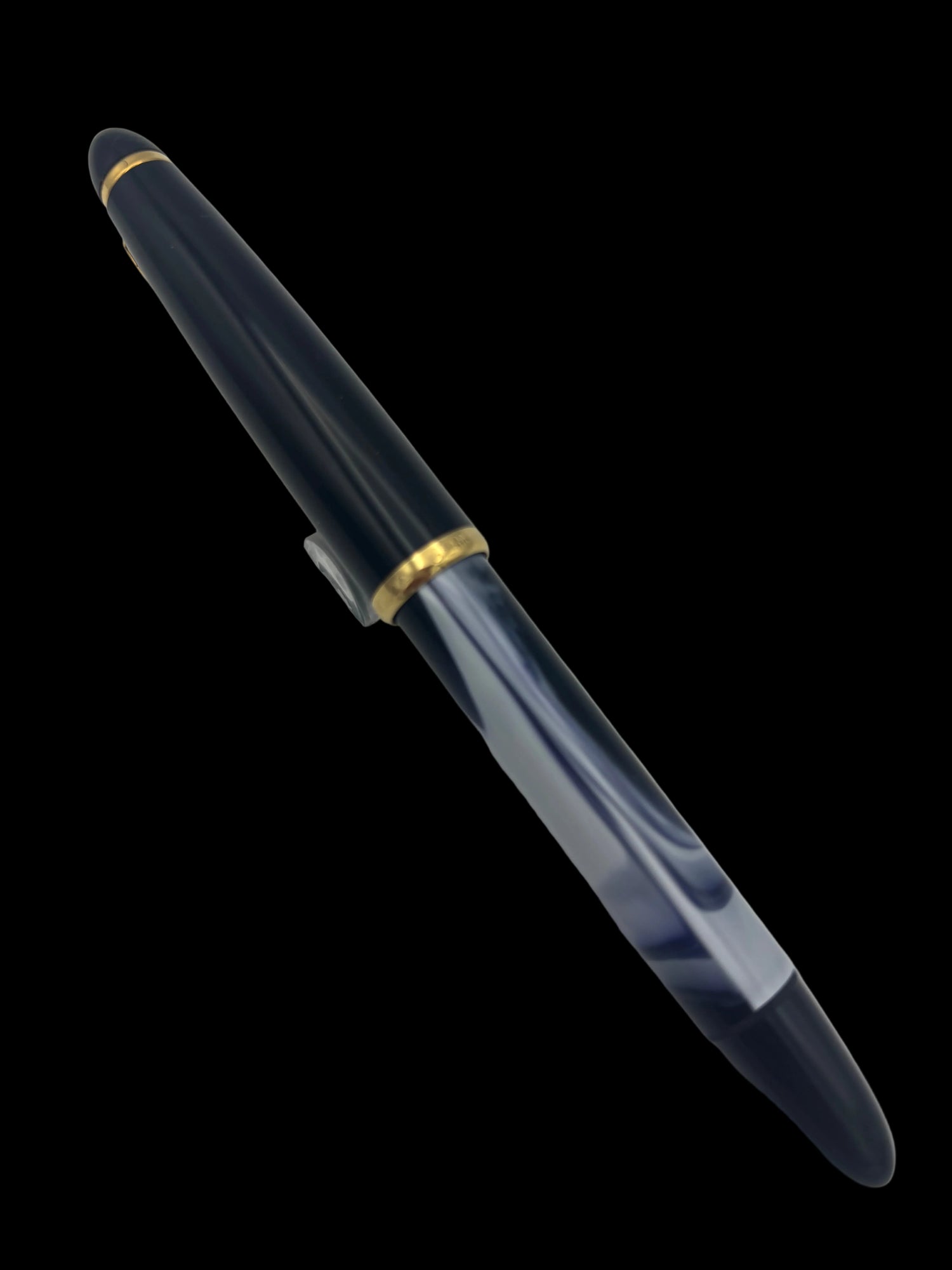 Senator Fountain Pen White Swirl - Broad Steel Nib