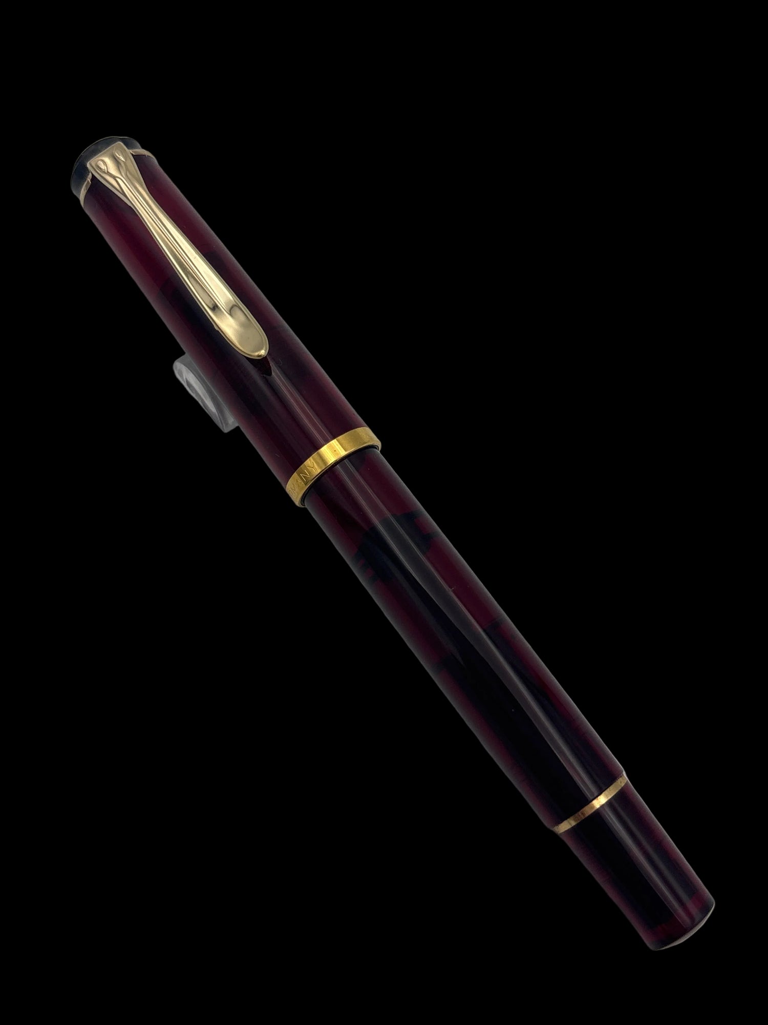 Pelikan M200 Red Demo - 1.5 Stub Nib