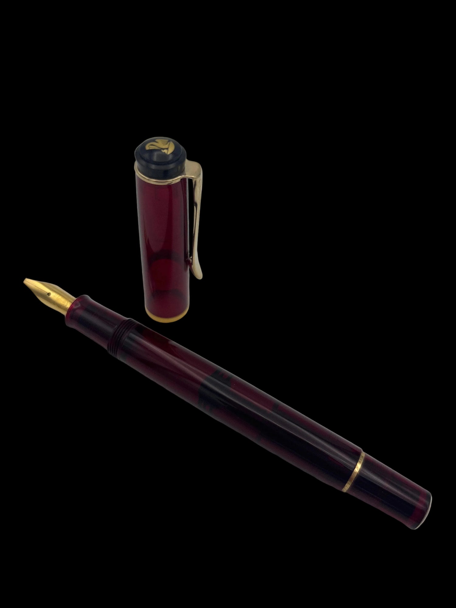 Pelikan M200 Red Demo - 1.5 Stub Nib