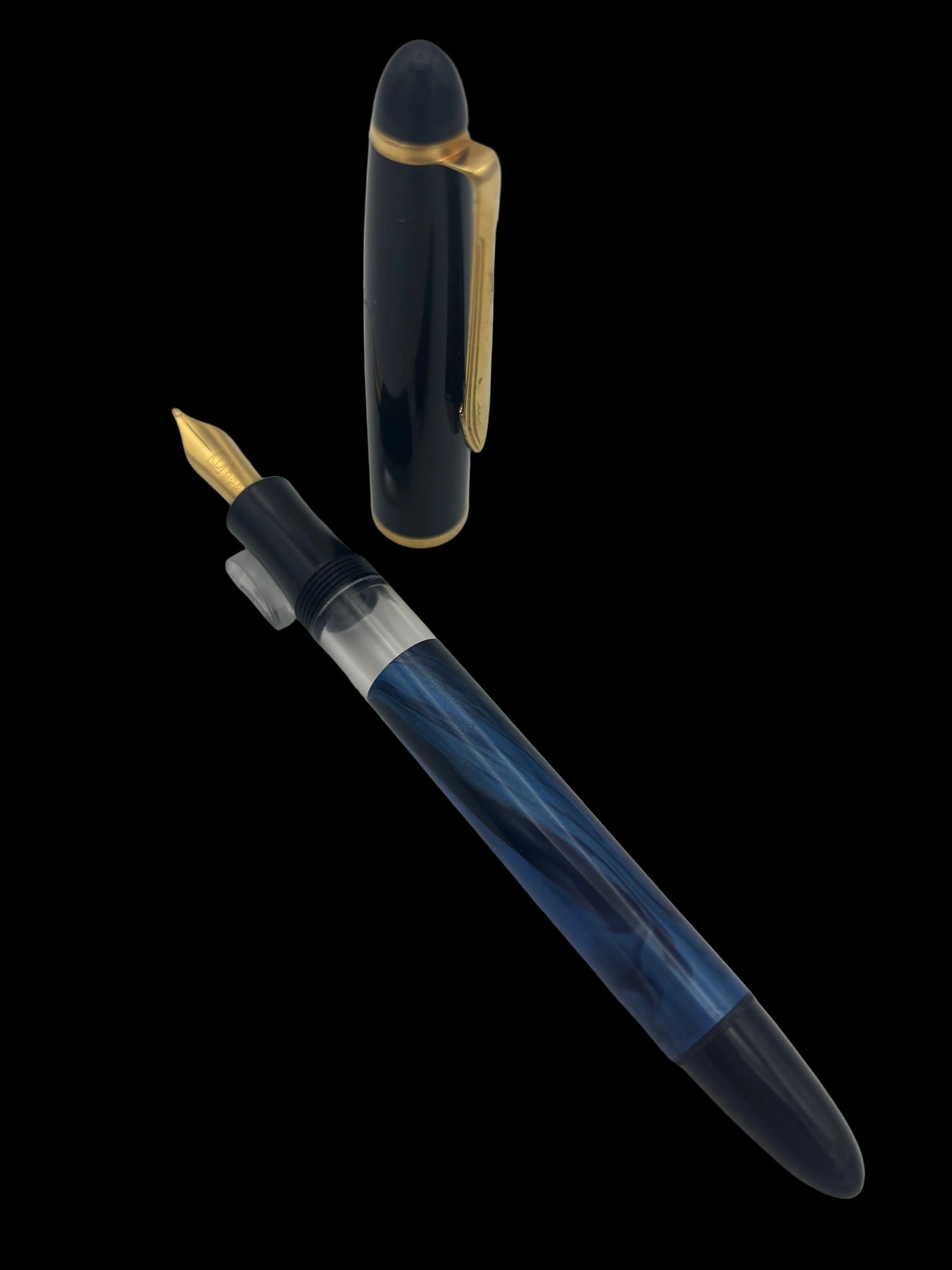 Senator Fountain Pen Blue Swirl - Broad Steel Nib