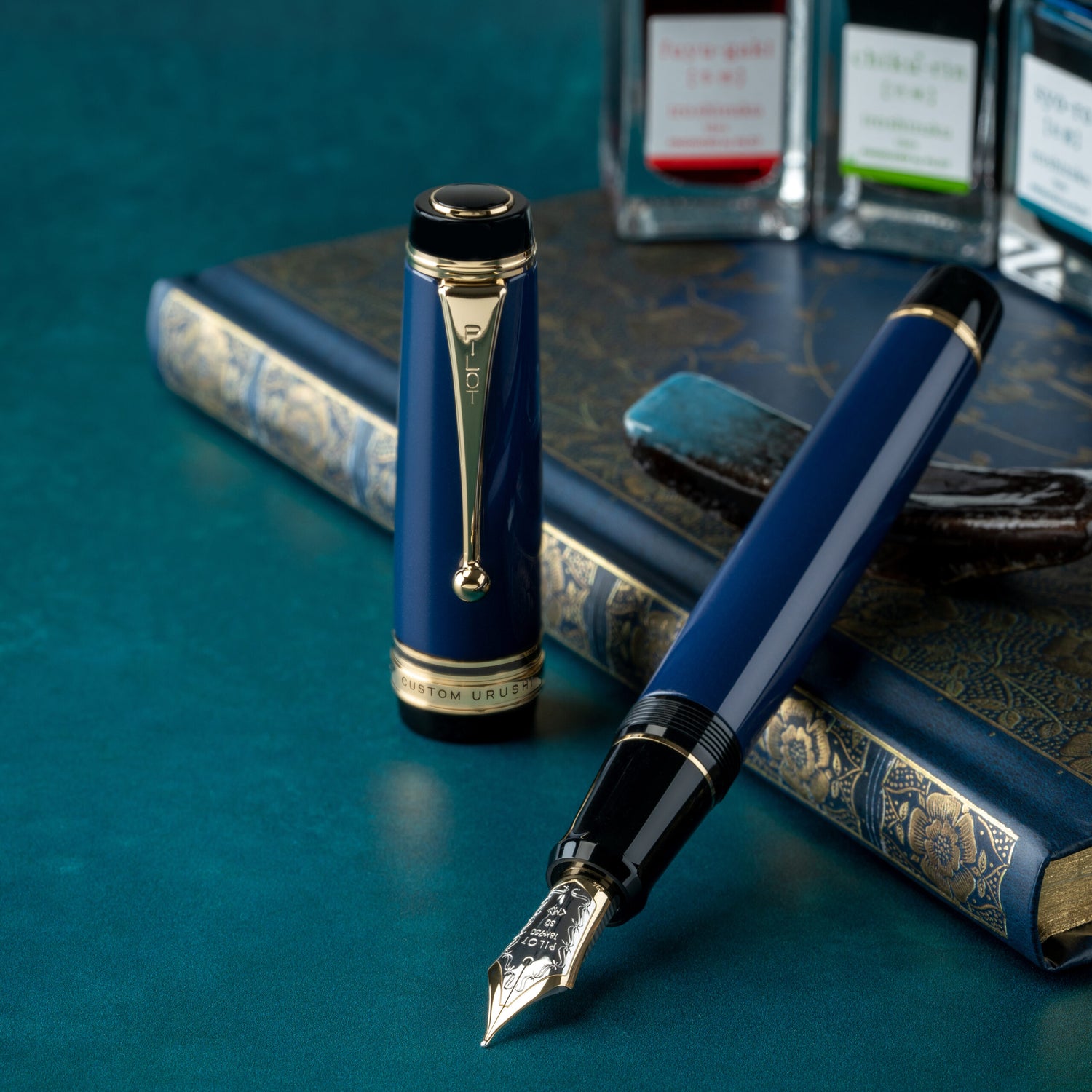 Pilot Custom Urushi Prussian Blue