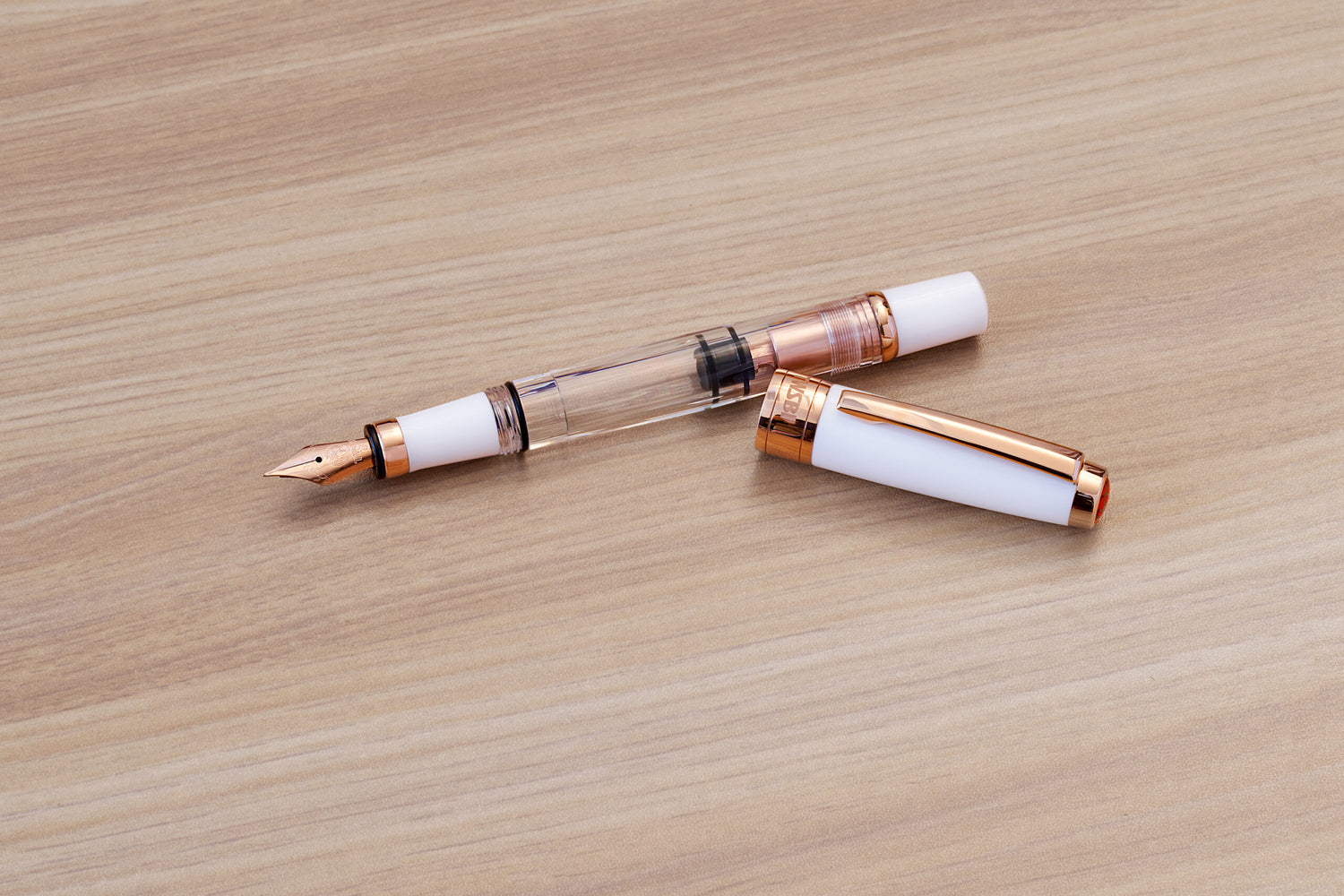 TWSBI DIAMOND 580 WHITE ROSE GOLD II FOUNTAIN PEN