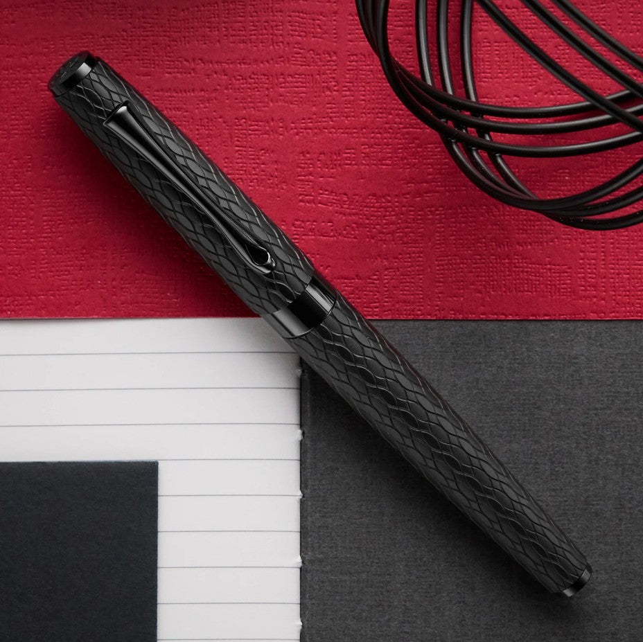 Diplomat Cobra Fountian Pen - Black