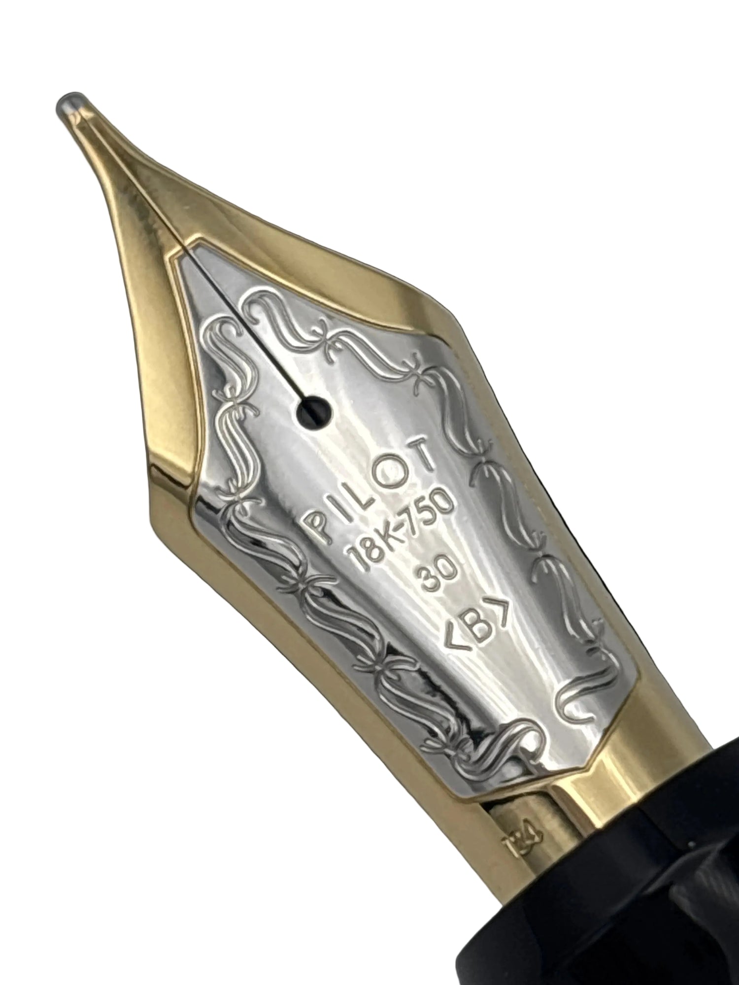 Pilot Custom Urushi Prussian - 18k Broad Nib